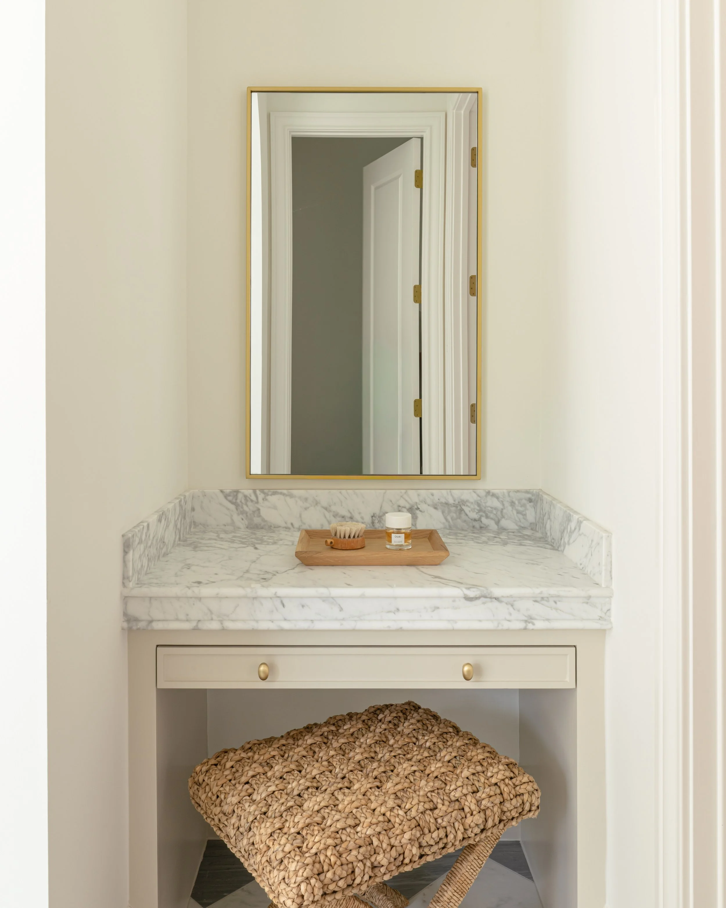 3934-clover-web-jessica-koltun-broker-realtor-interior-designer-selling-dallas-netflix-hgtv23.jpg