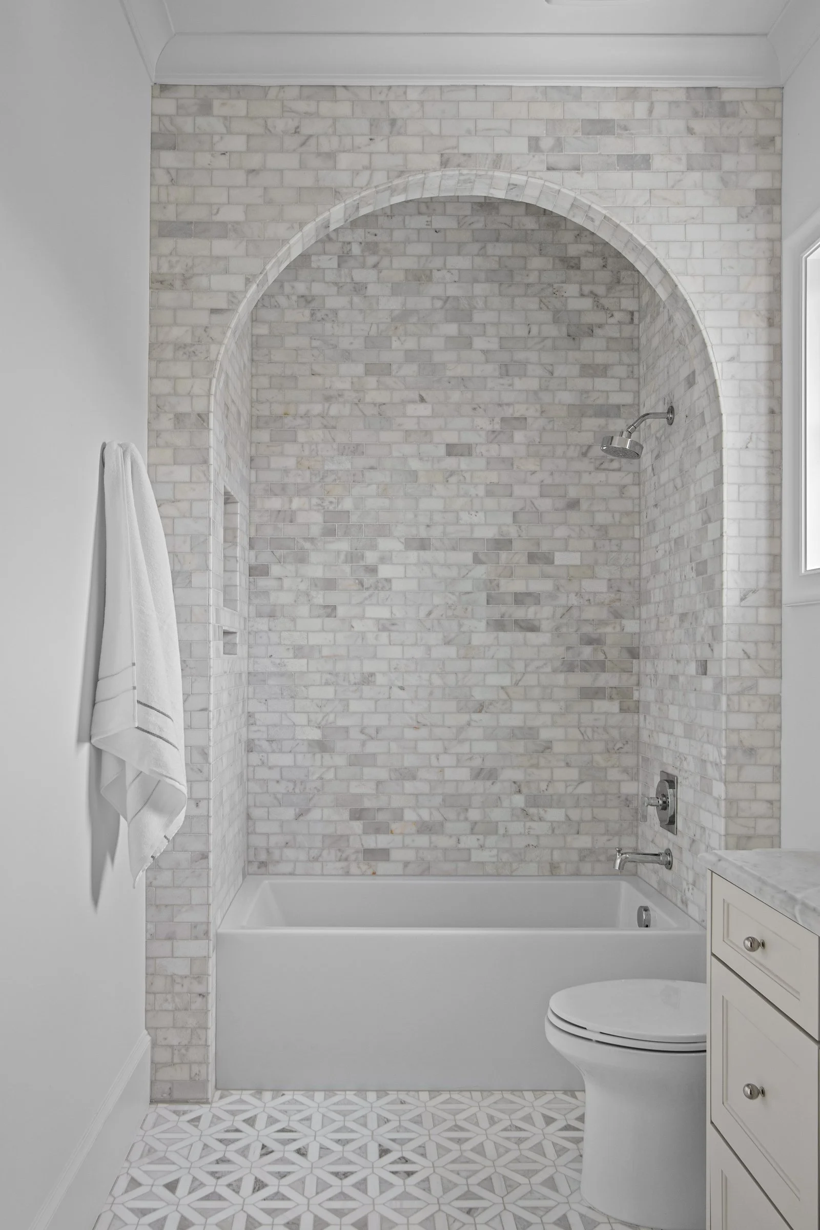 5827-del-roy-jessica-koltun-netflix-hgtv-interior-design-real-estate-developer59.jpg