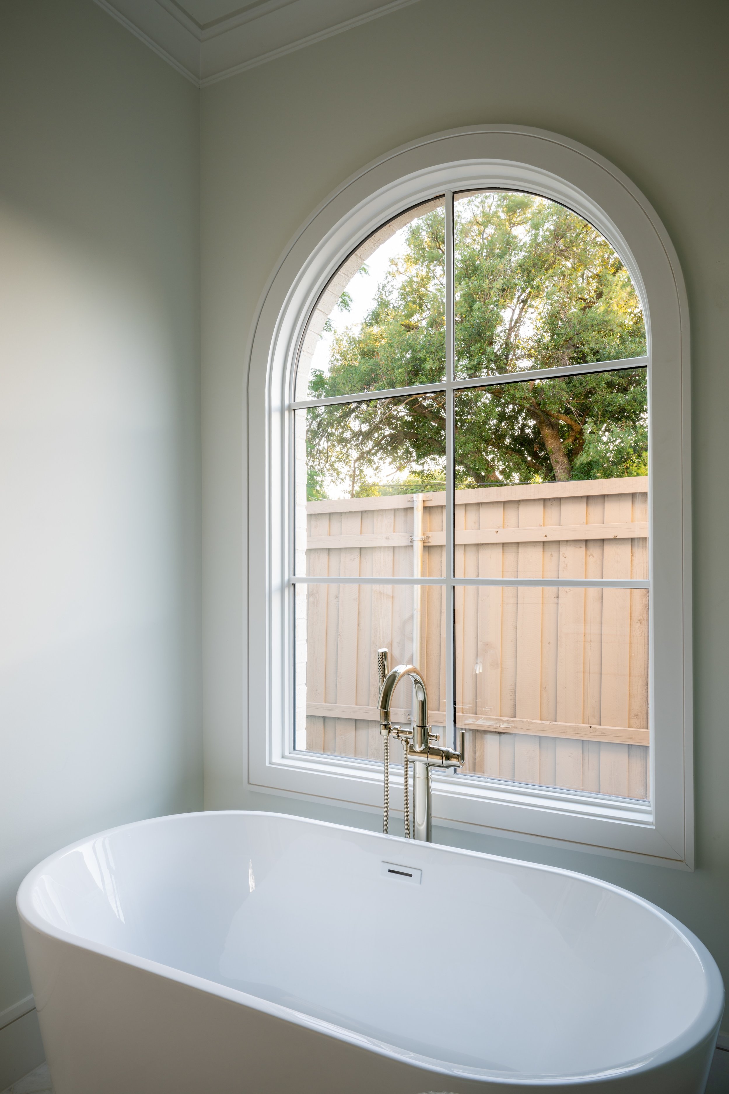 4150-Lively-Web-design-jessica-koltun-selling-dallas-broker-designer-netflix30.jpg