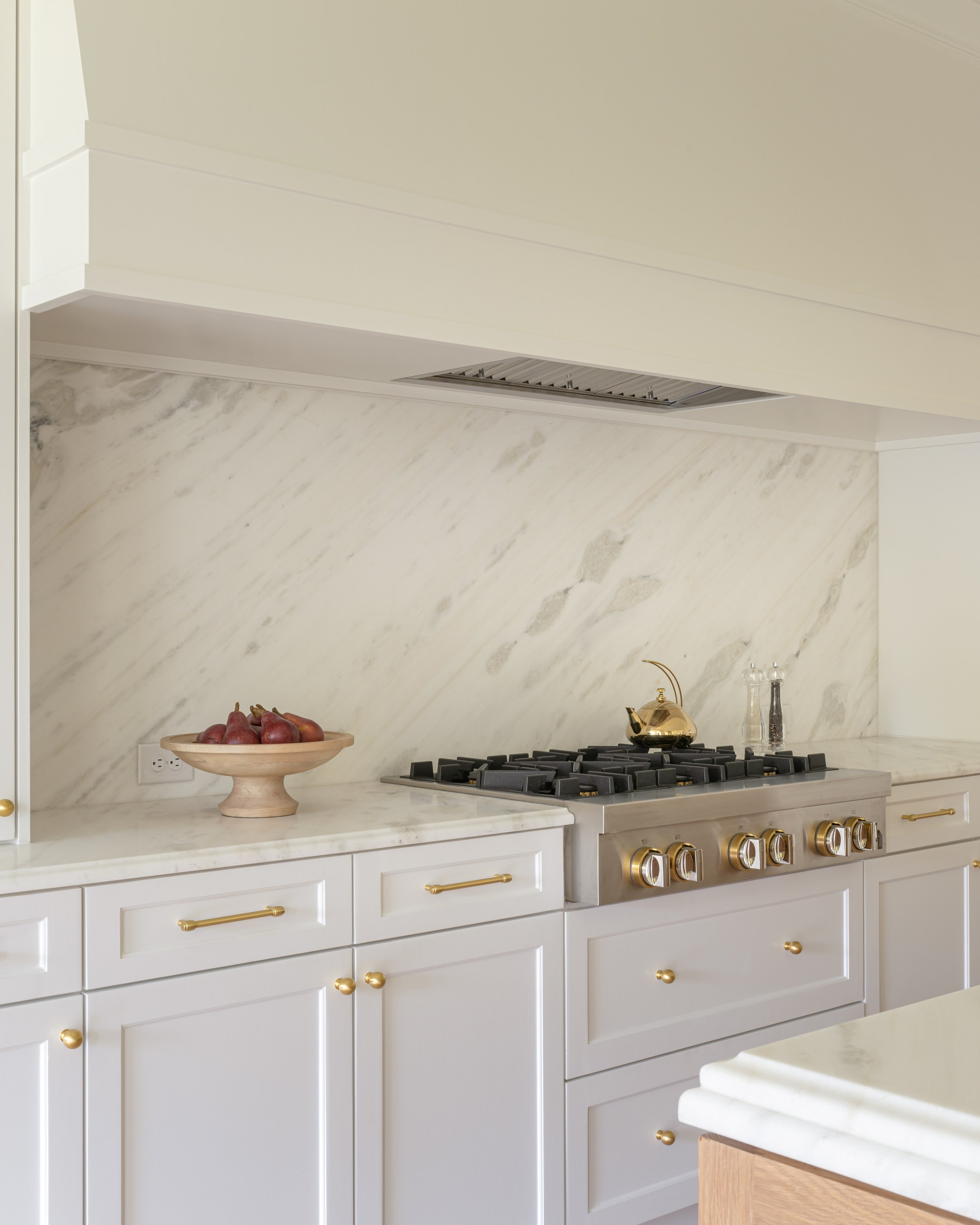 3934-clover-web-jessica-koltun-broker-realtor-interior-designer-selling-dallas-netflix-hgtv7.jpg