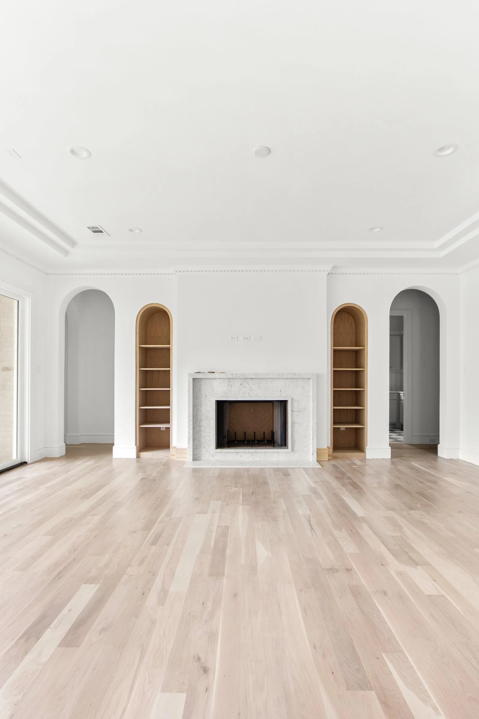 4150-LIVELY-PUNCH-design-jessica-koltun-selling-dallas-broker-designer-netflix3.jpg