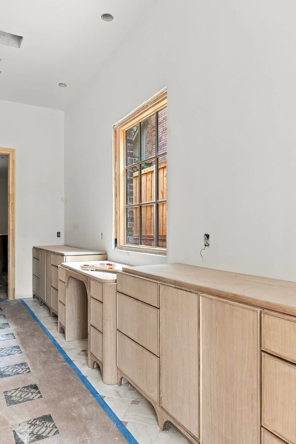 6716-Aberdeen-web-design-jessica-koltun-selling-dallas-broker-designer-netflix7.jpg