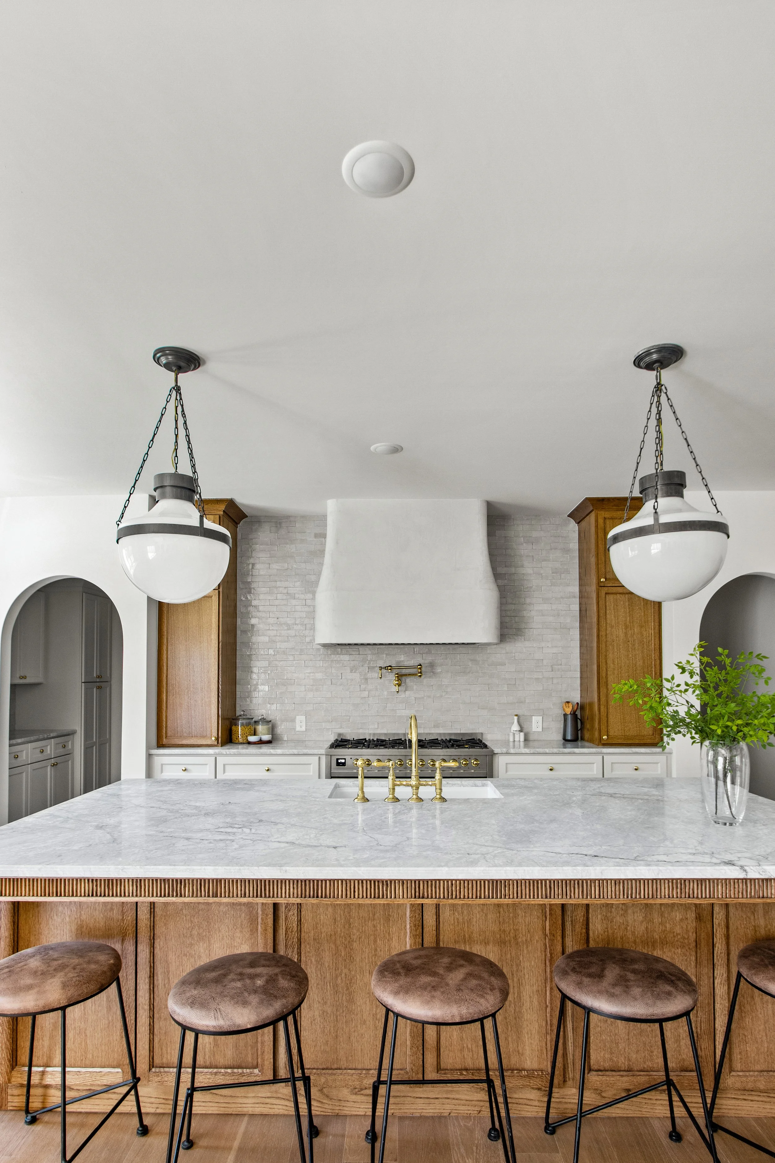 4366-willow-print-jessica-koltun-broker-realtor-interior-designer-selling-dallas-netflix-hgtv16.jpg