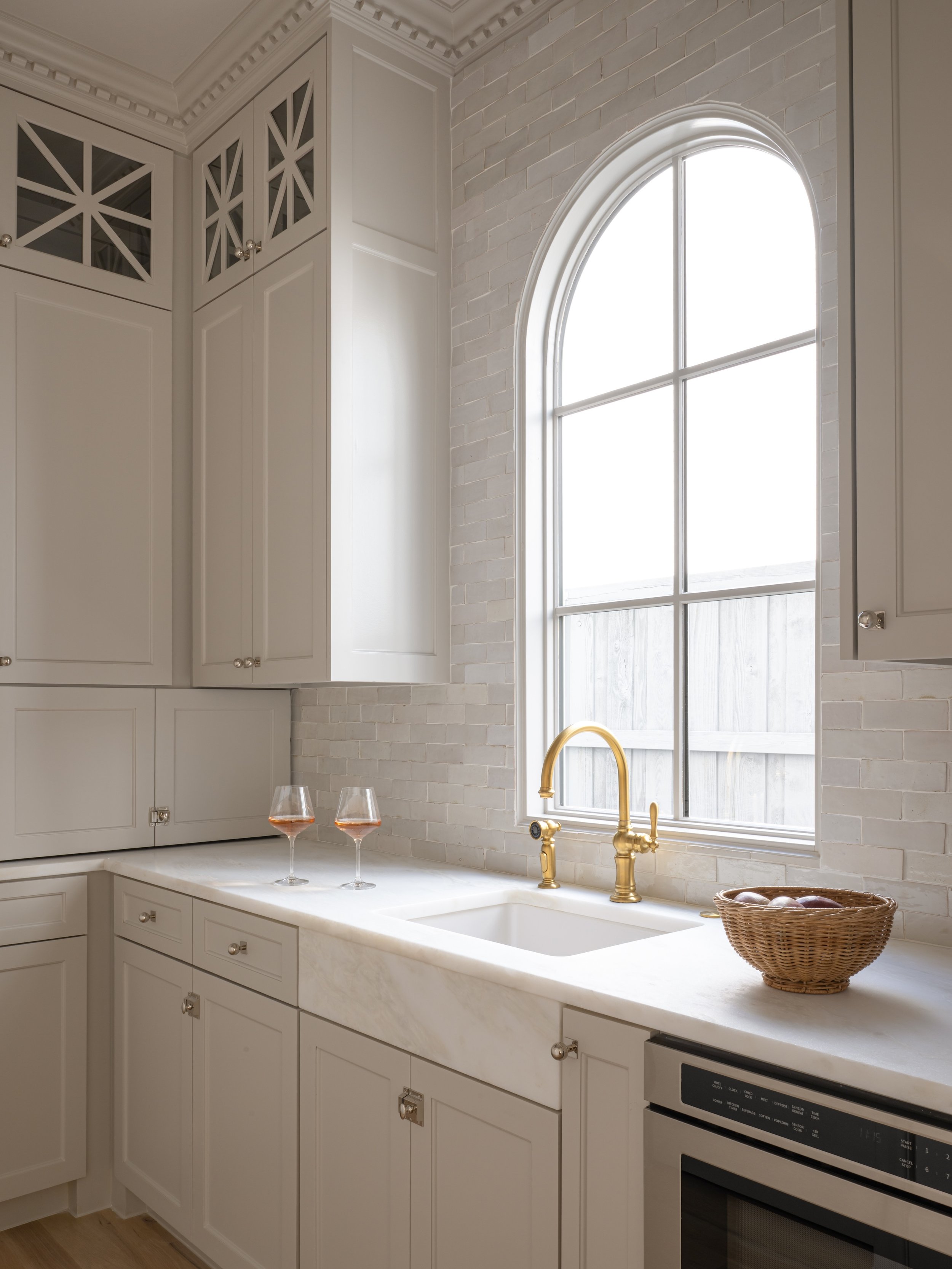 4711-purdue-web-jessica-koltun-netflix-hgtv-interior-design-real-estate-developer10.jpg