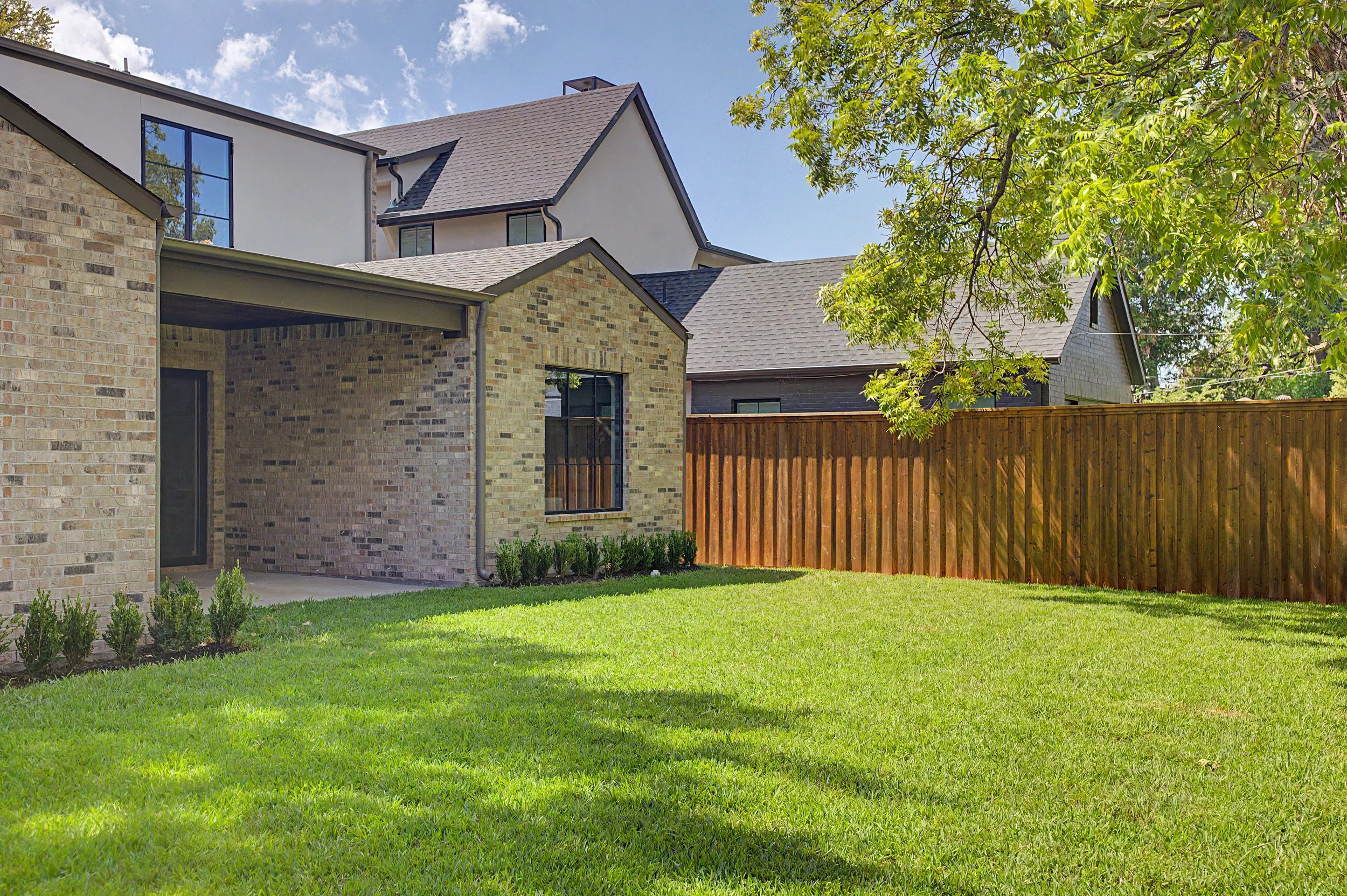 3767-Park-Print-jessica-koltun-broker-realtor-interior-designer-selling-dallas-netflix-hgtv15.jpg