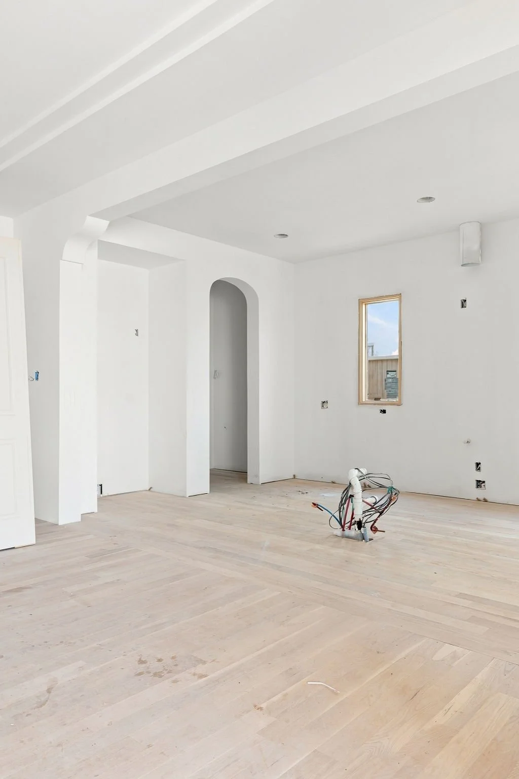 9841-Lakemont-web-design-jessica-koltun-selling-dallas-broker-designer-netflix12.jpg