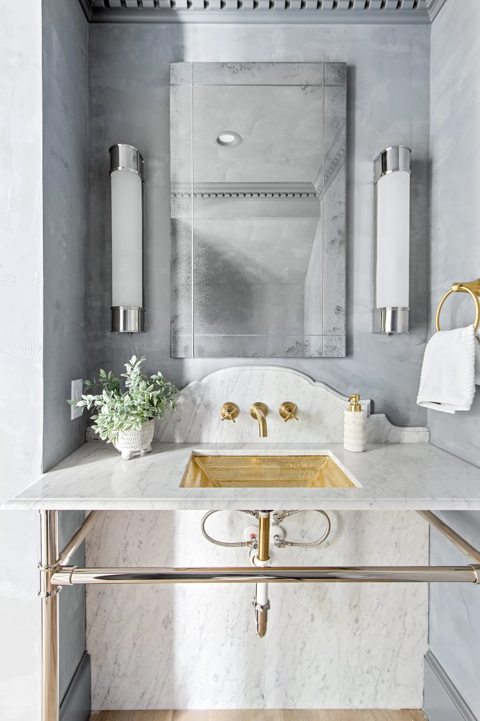 5827-DelRoy-COMPLETION-design-jessica-koltun-selling-dallas-broker-designer-netflix39.jpg