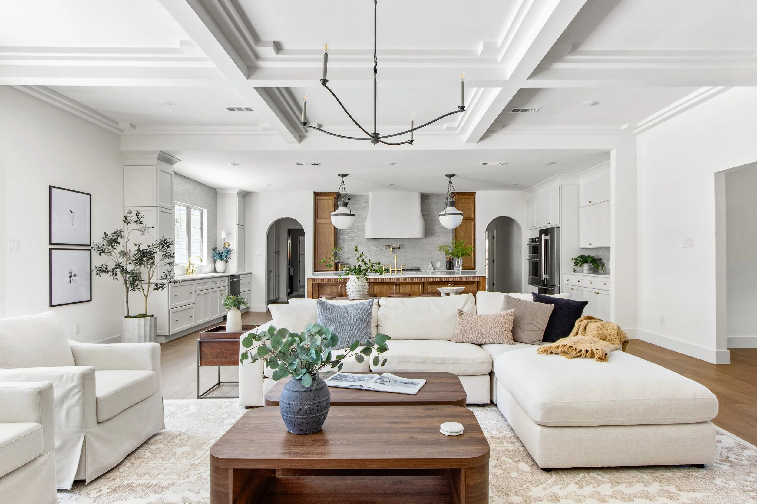 4366-willow-print-jessica-koltun-broker-realtor-interior-designer-selling-dallas-netflix-hgtv8.jpg