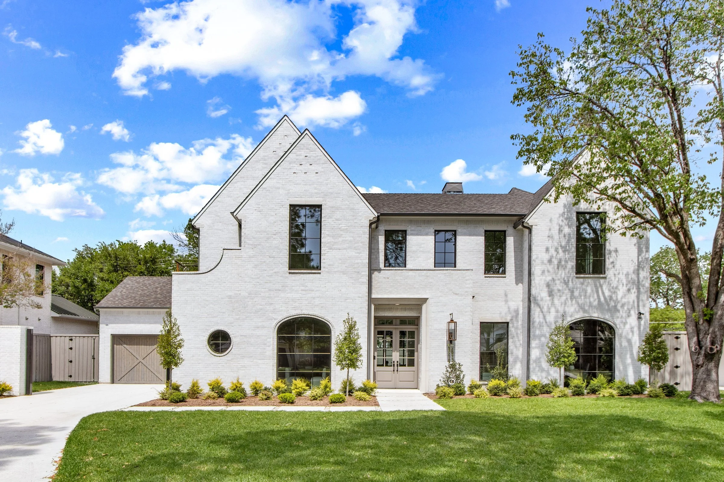 5827-del-roy-jessica-koltun-netflix-hgtv-interior-design-real-estate-developer3.jpg