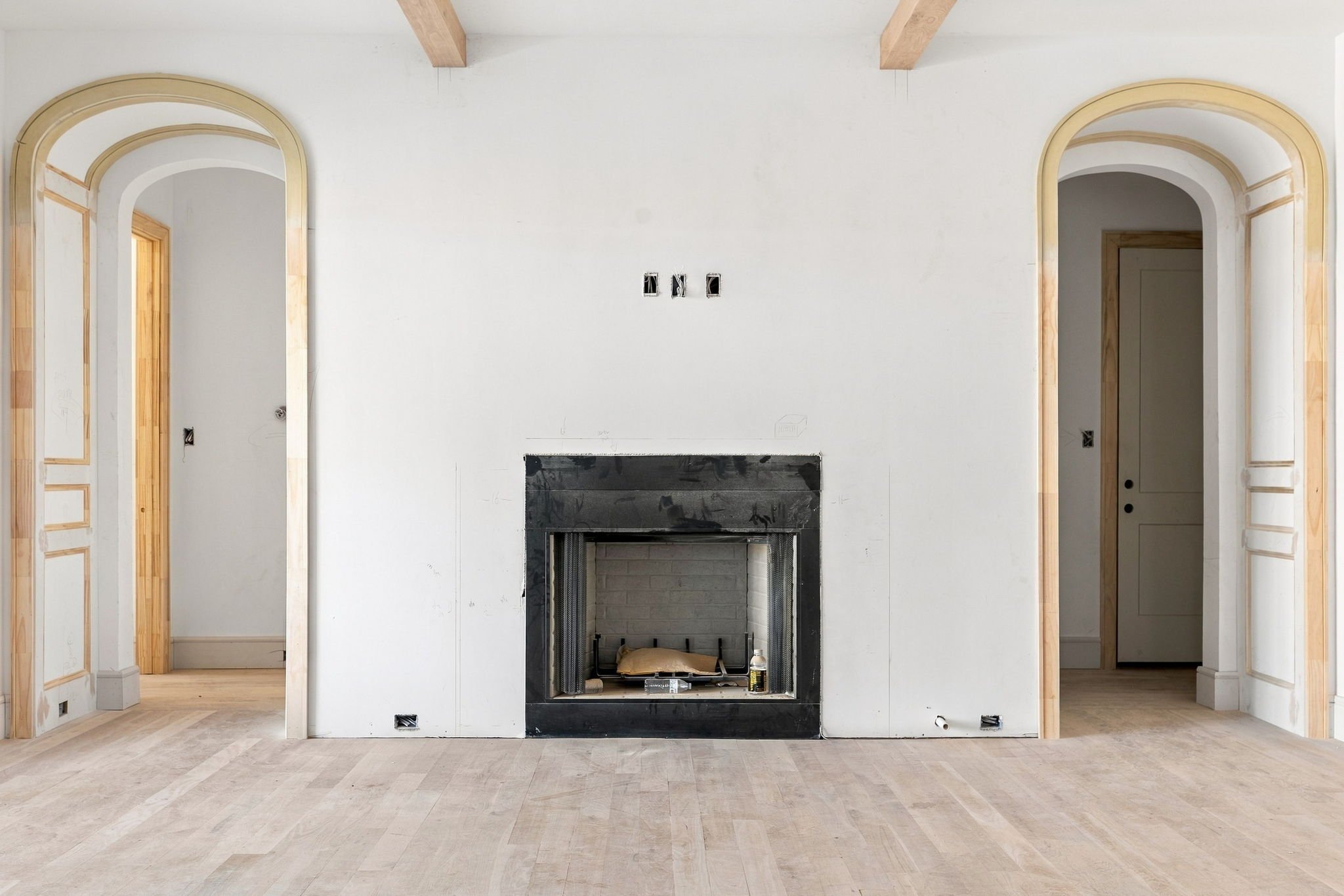 3963-Gaspar-web-design-jessica-koltun-selling-dallas-broker-designer-netflix42.jpg