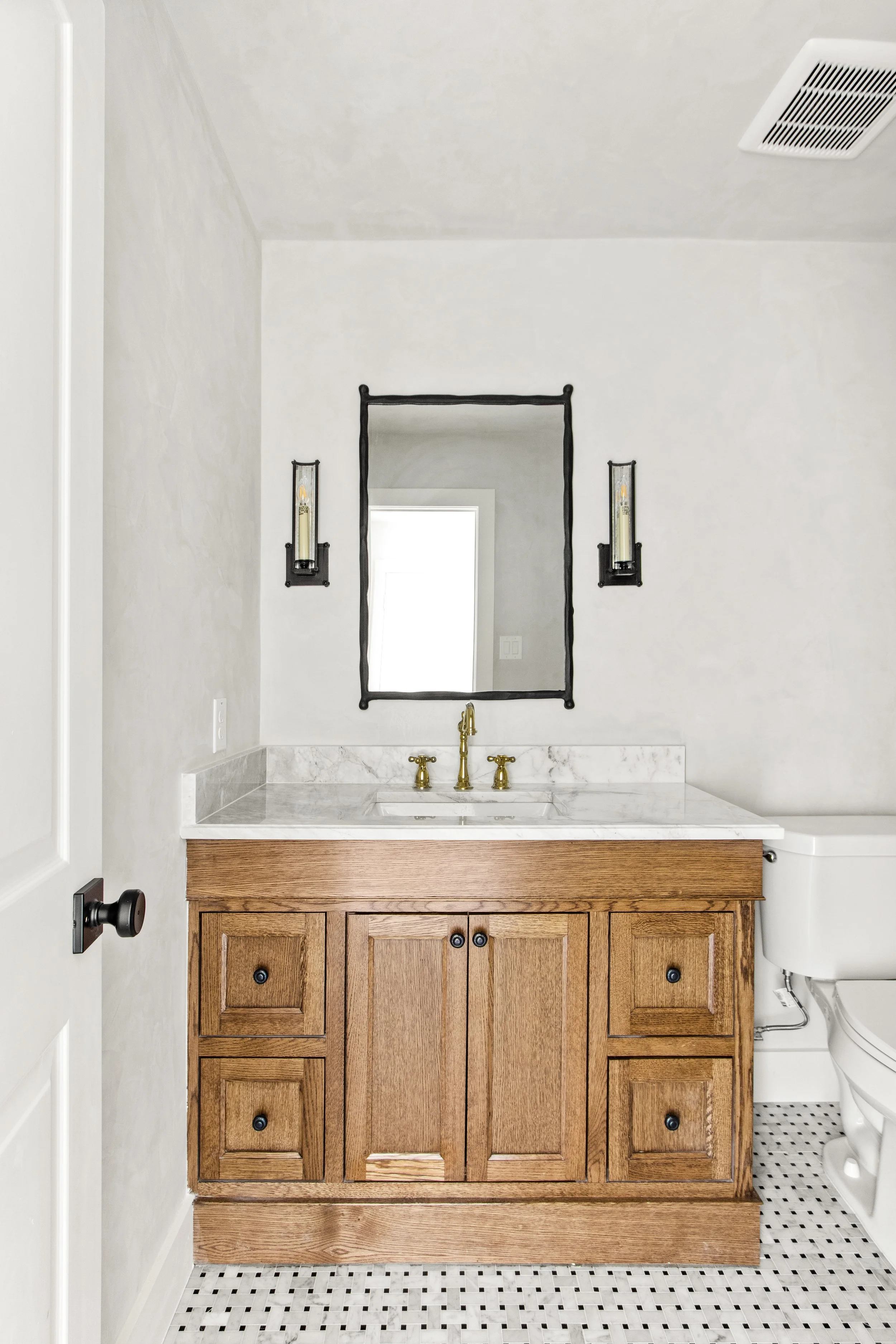 4366-willow-print-jessica-koltun-broker-realtor-interior-designer-selling-dallas-netflix-hgtv59.jpg