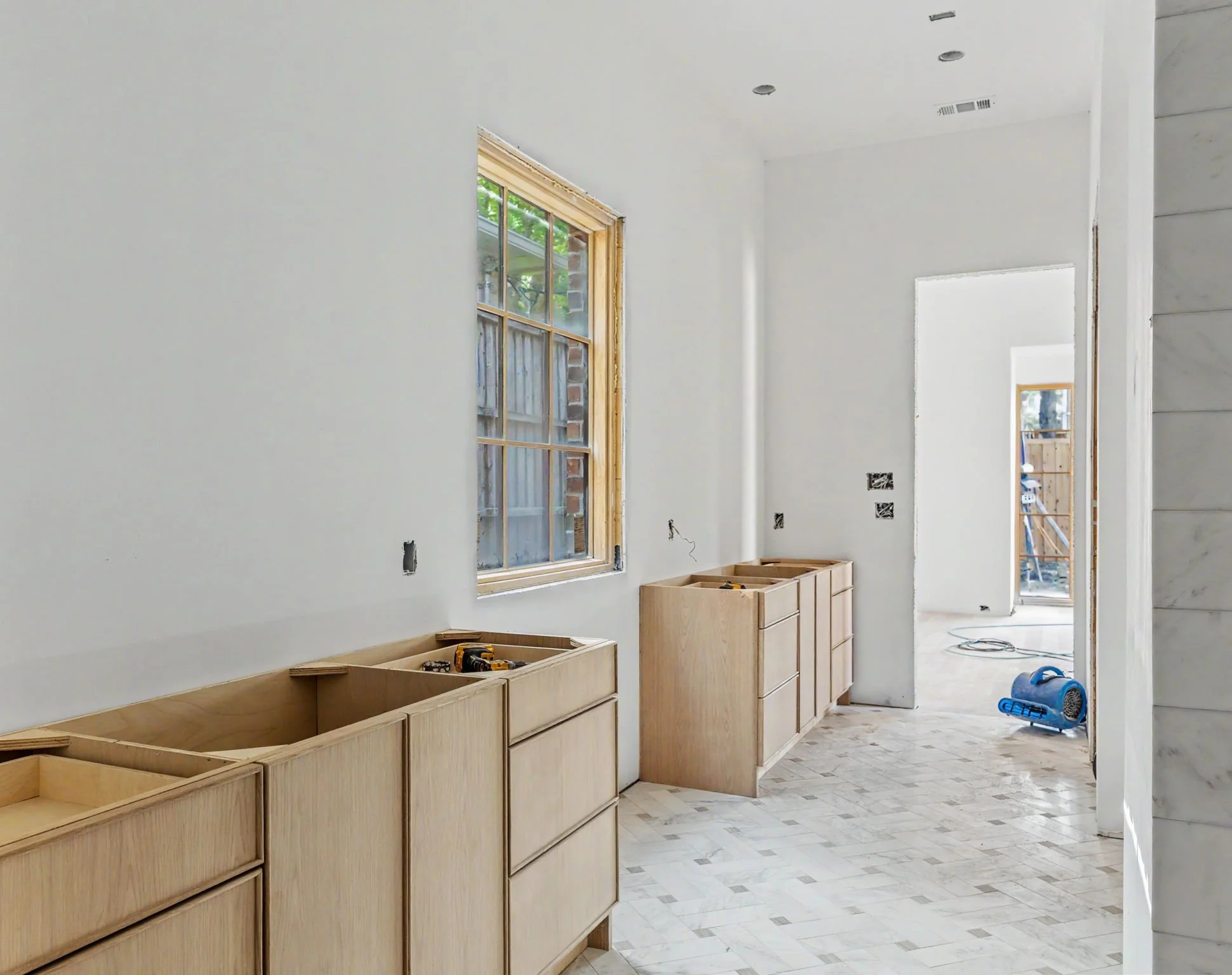 6716-aberdeen-web-jessica-koltun-broker-realtor-interior-designer-selling-dallas-netflix-hgtv2026-09-18 at 3.36.59 PM 11.jpg