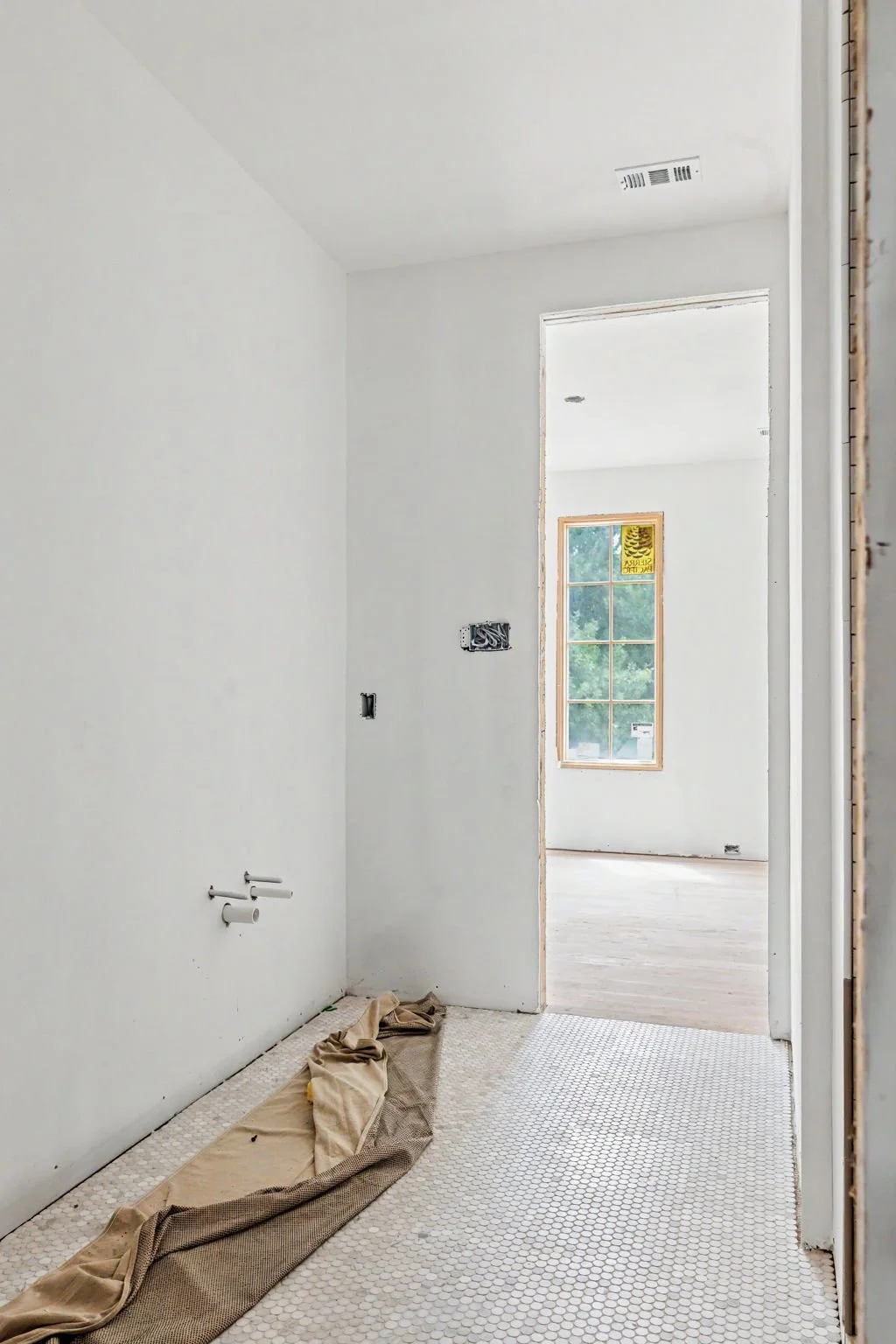 3963-gaspar-web-jessica-koltun-broker-realtor-interior-designer-selling-dallas-netflix-hgtv2026-09-10 at 1.11.09 PM 47.jpg