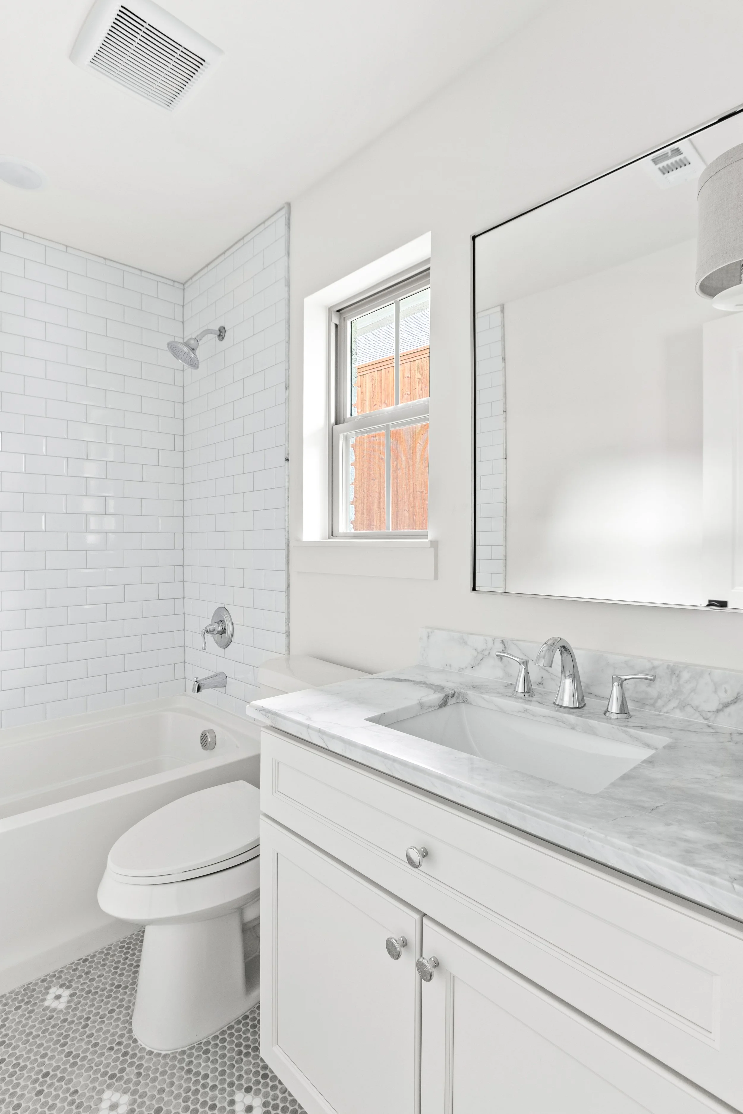4366-willow-print-jessica-koltun-broker-realtor-interior-designer-selling-dallas-netflix-hgtv49.jpg
