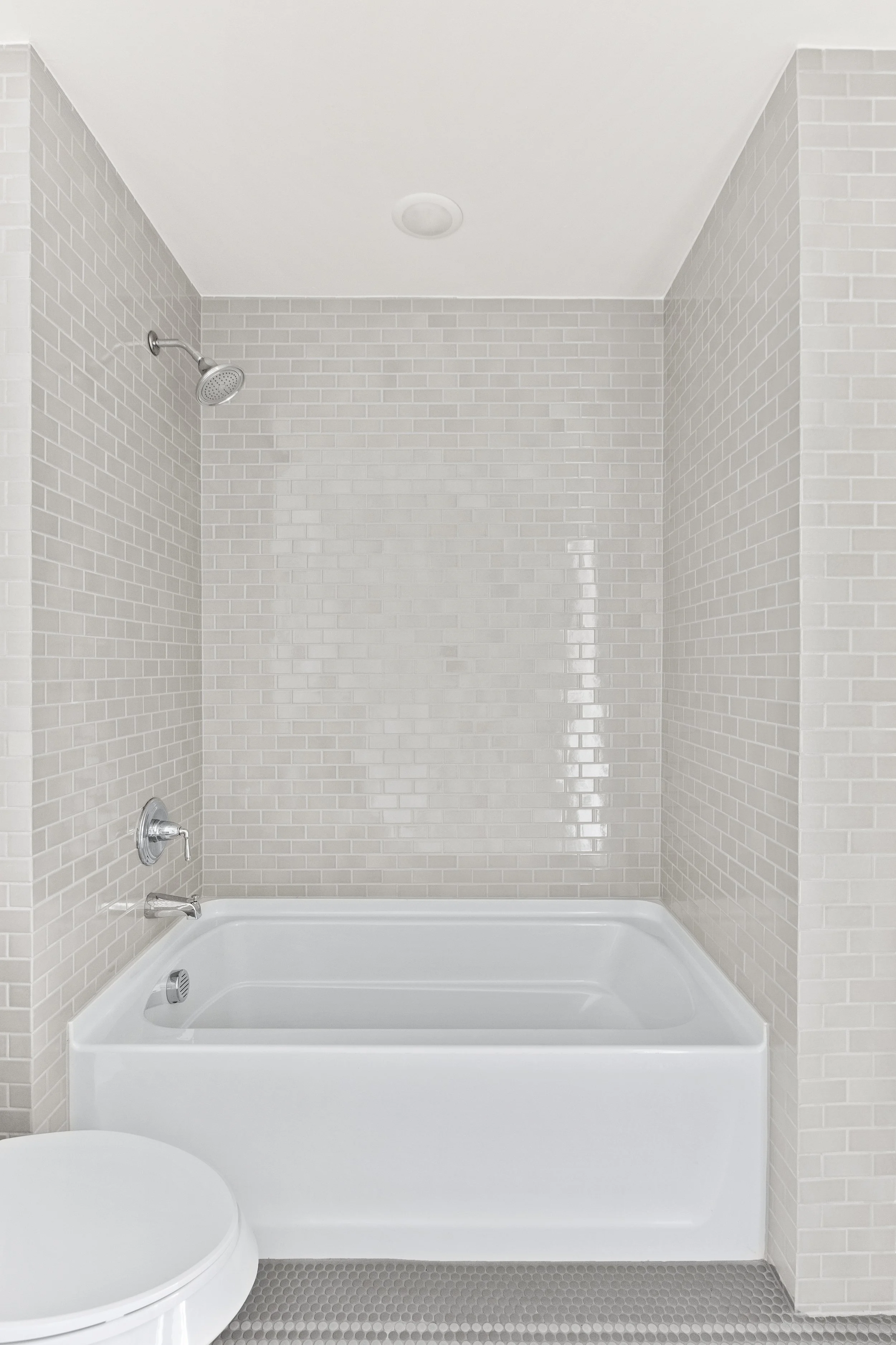 4366-willow-print-jessica-koltun-broker-realtor-interior-designer-selling-dallas-netflix-hgtv53.jpg