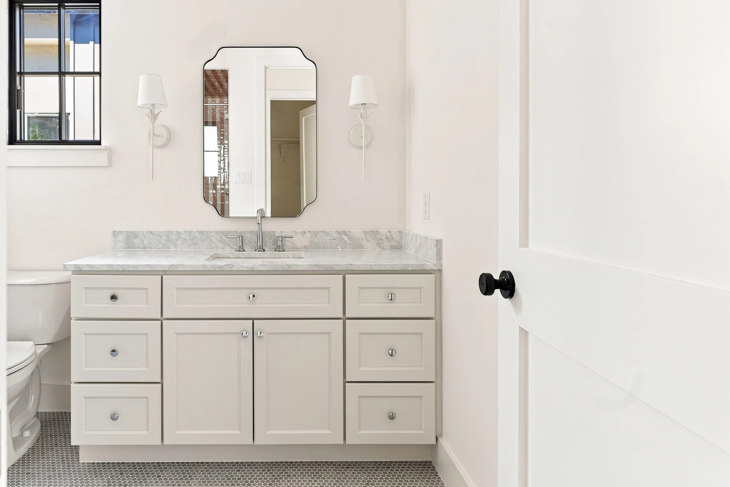3767-park-print-jessica-koltun-broker-realtor-interior-designer-selling-dallas-netflix-hgtv2026-08-31 at 10.37.14 AM 54.jpg