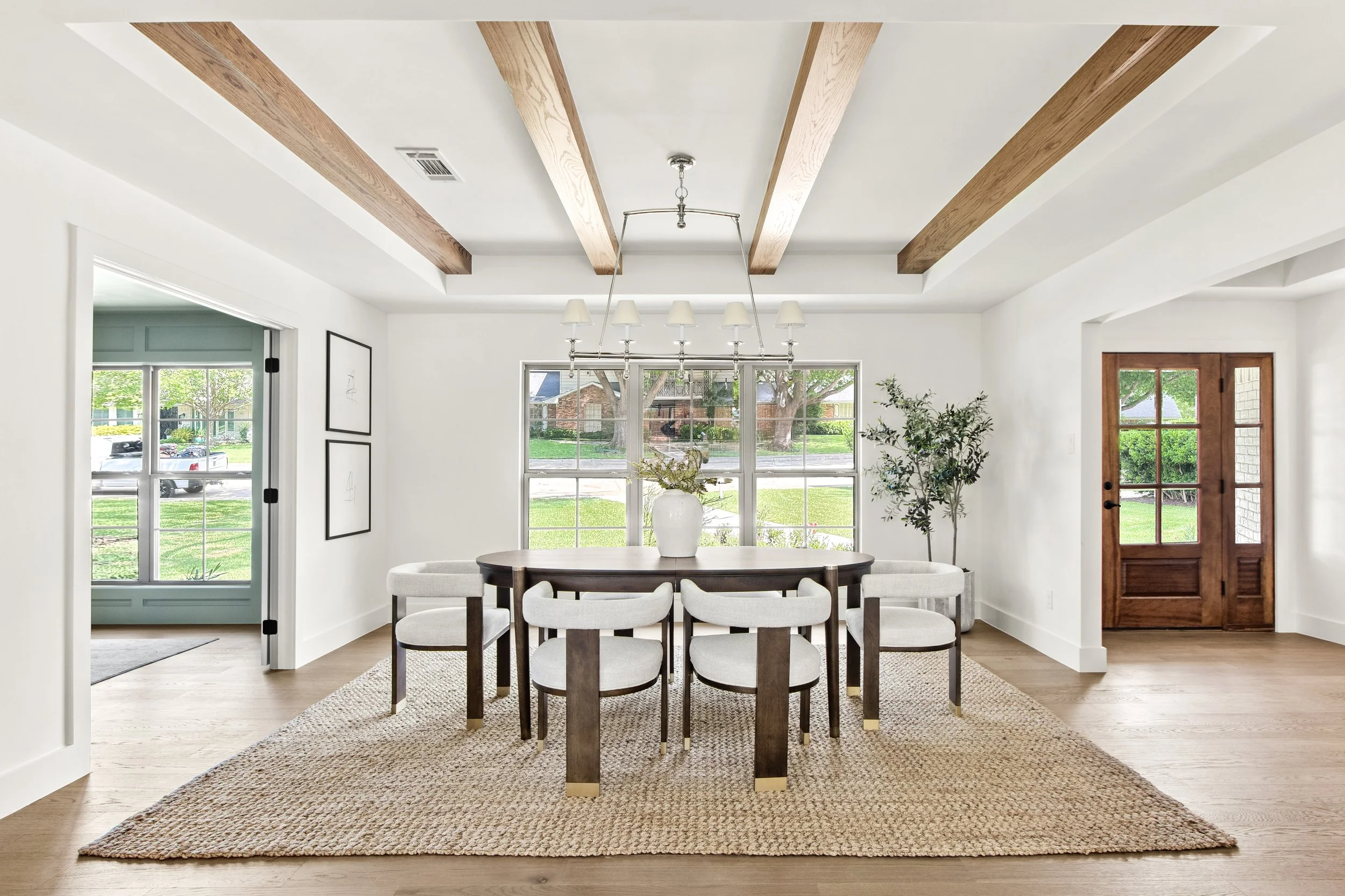 4366-willow-print-jessica-koltun-broker-realtor-interior-designer-selling-dallas-netflix-hgtv30.jpg