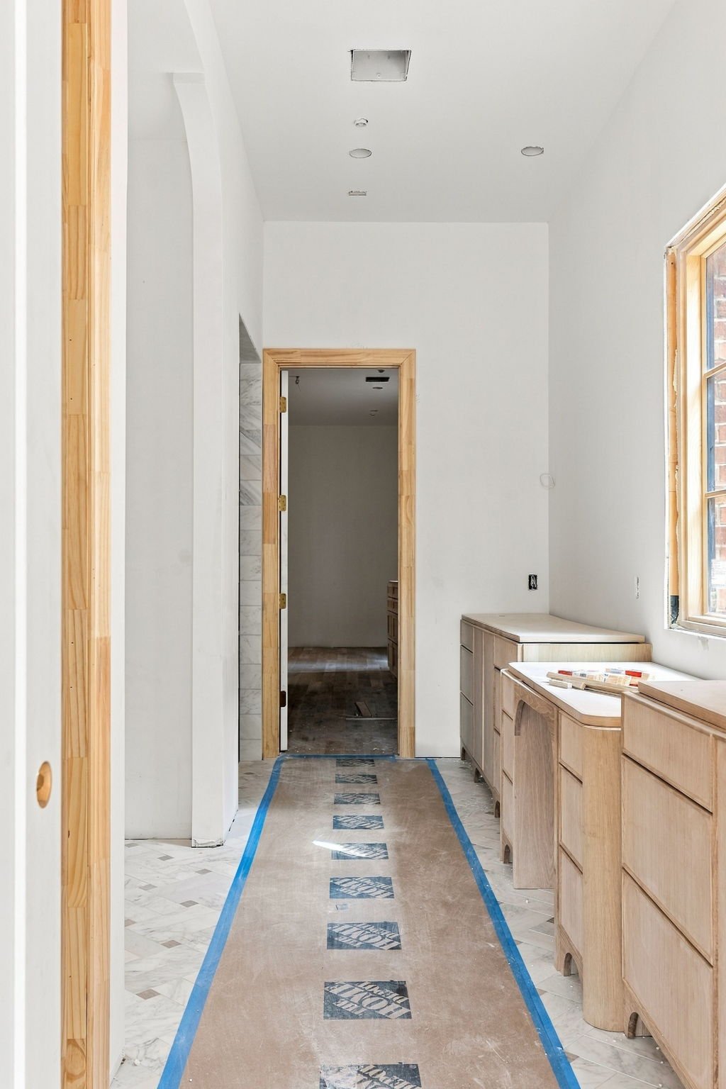 6716-Aberdeen-web-design-jessica-koltun-selling-dallas-broker-designer-netflix8.jpg