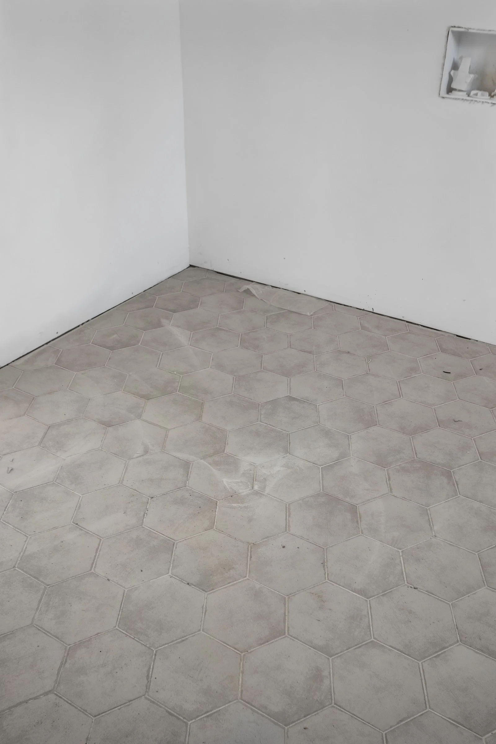 3934-Clover-TILE-design-jessica-koltun-selling-dallas-broker-designer-netflix13.jpg