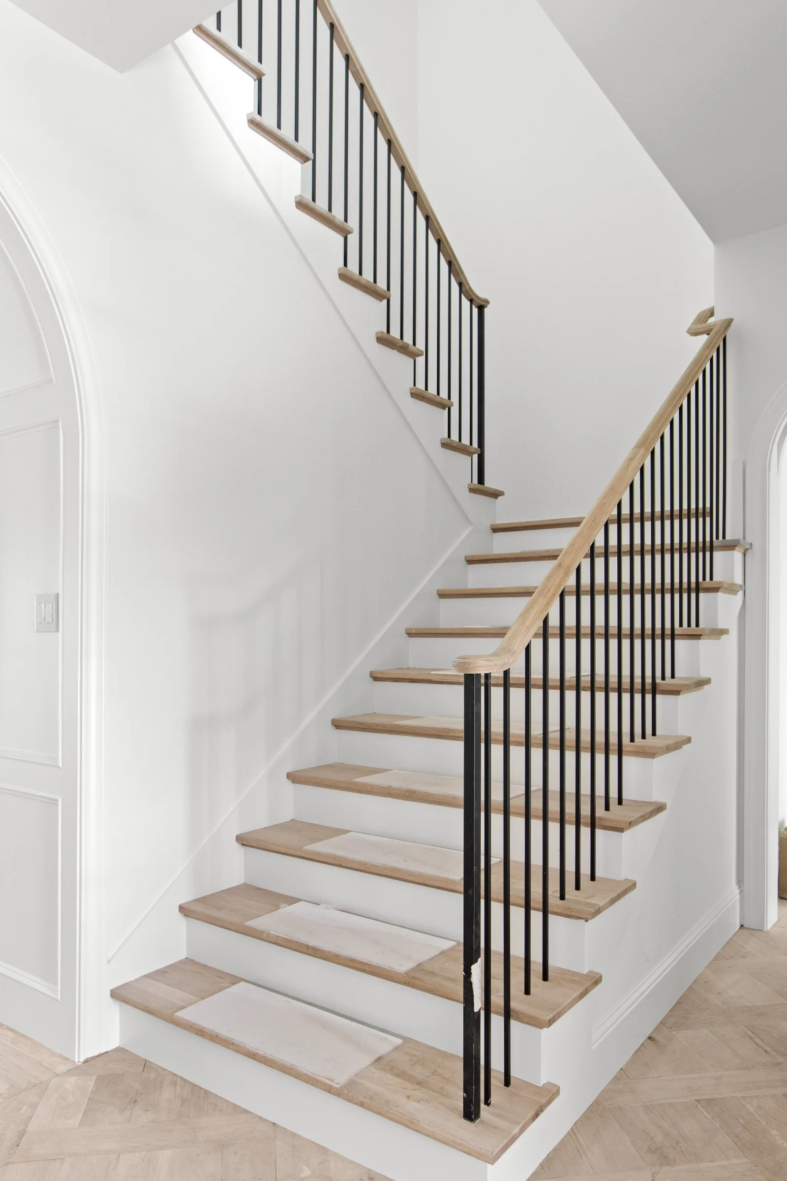 3934-clover-web-jessica-koltun-broker-realtor-interior-designer-selling-dallas-netflix-hgtv2026-06-26 at 4.28.00 PM 3.jpg