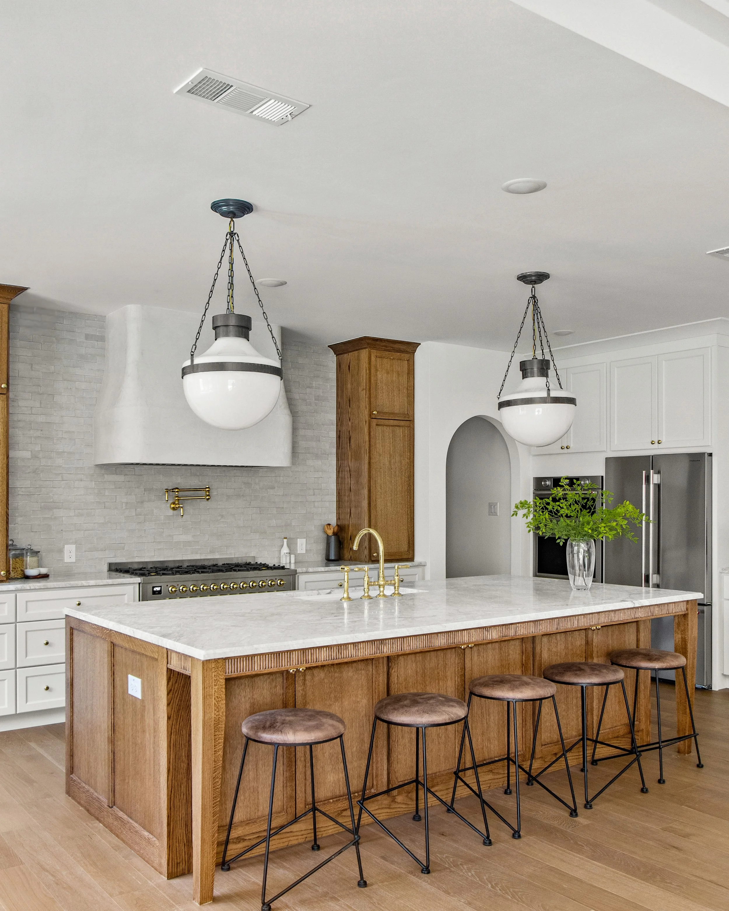 4366-willow-print-jessica-koltun-broker-realtor-interior-designer-selling-dallas-netflix-hgtv20.jpg