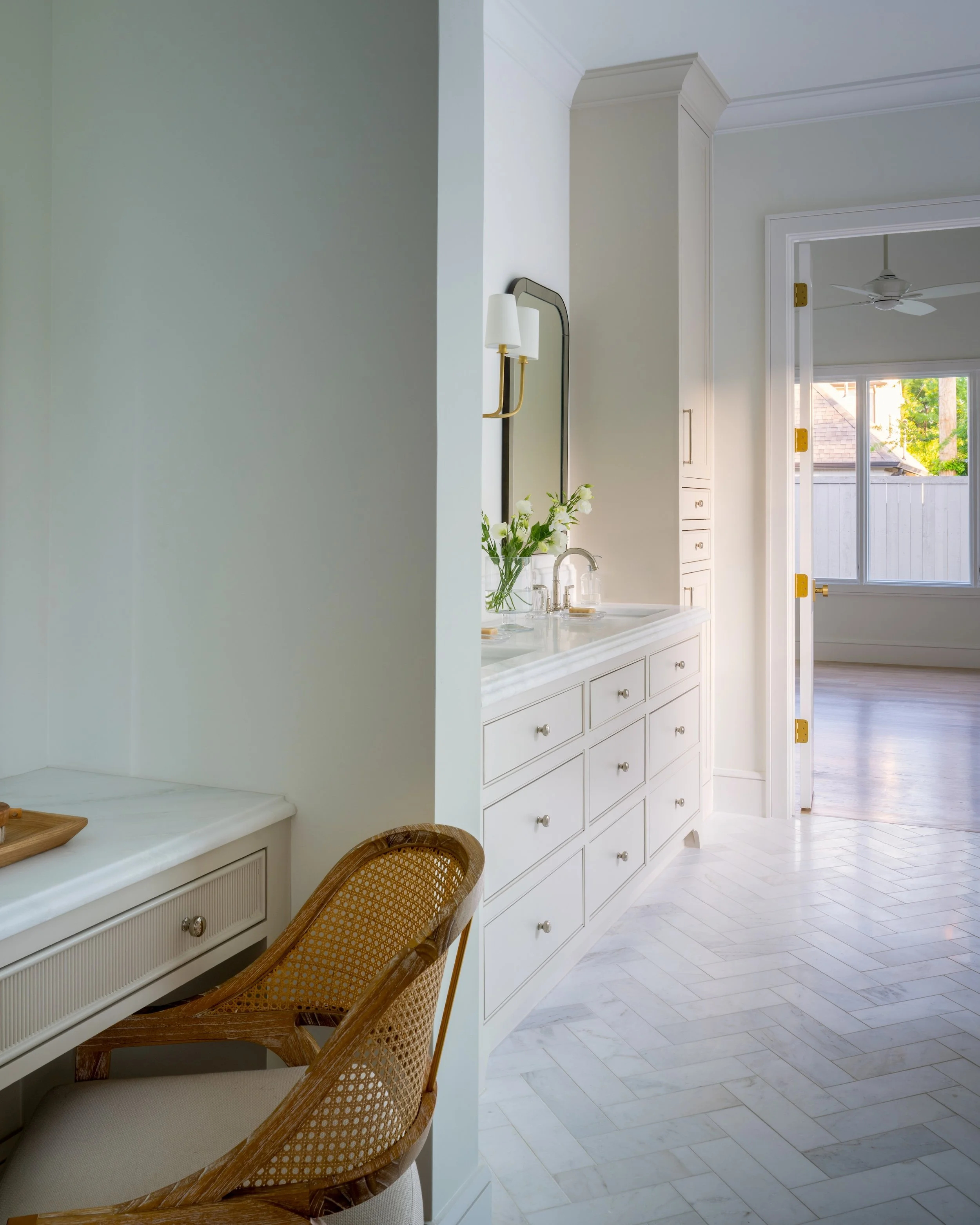 4150-Lively-Web-design-jessica-koltun-selling-dallas-broker-designer-netflix33.jpg
