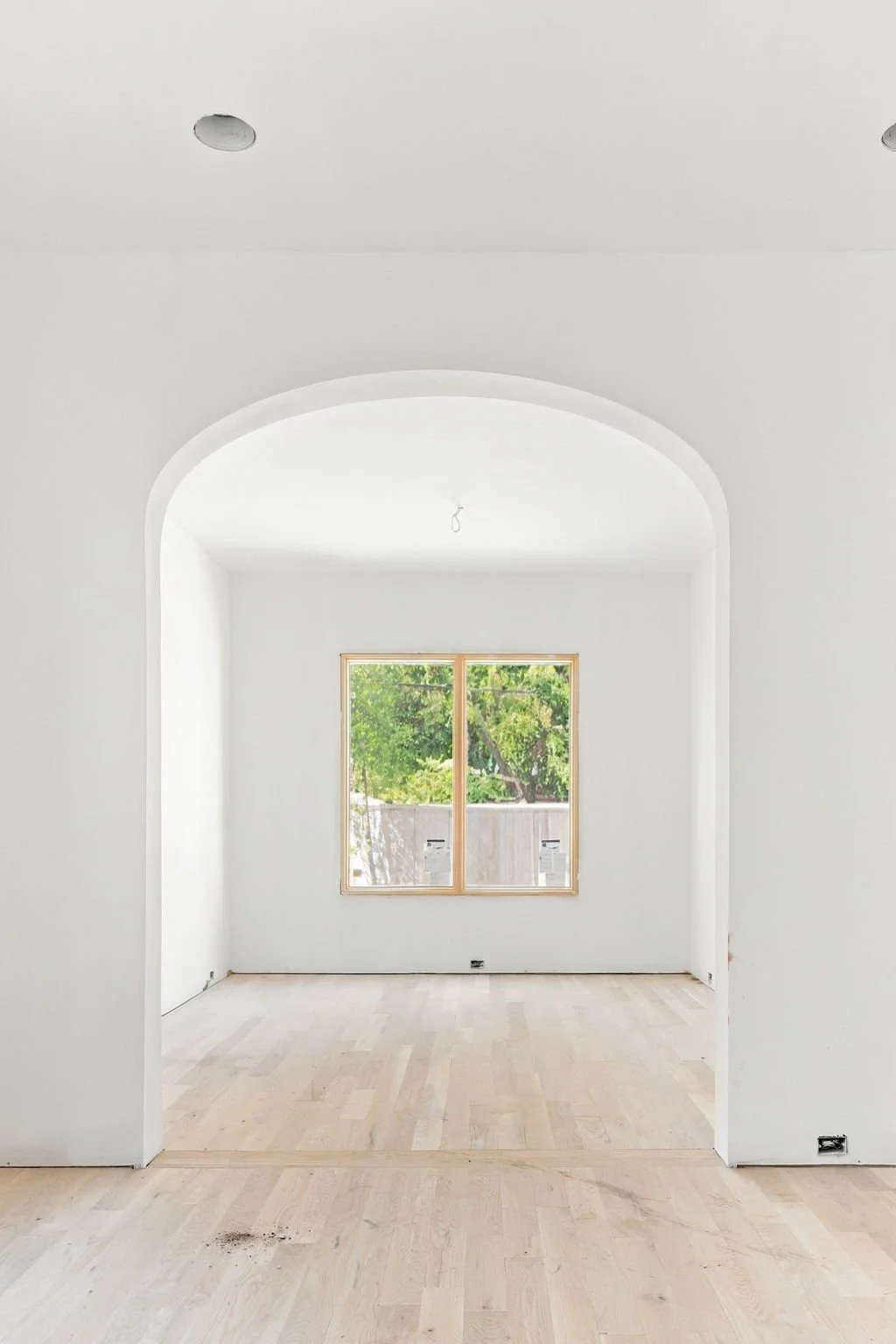 9841-Lakemont-web-design-jessica-koltun-selling-dallas-broker-designer-netflix13.jpg