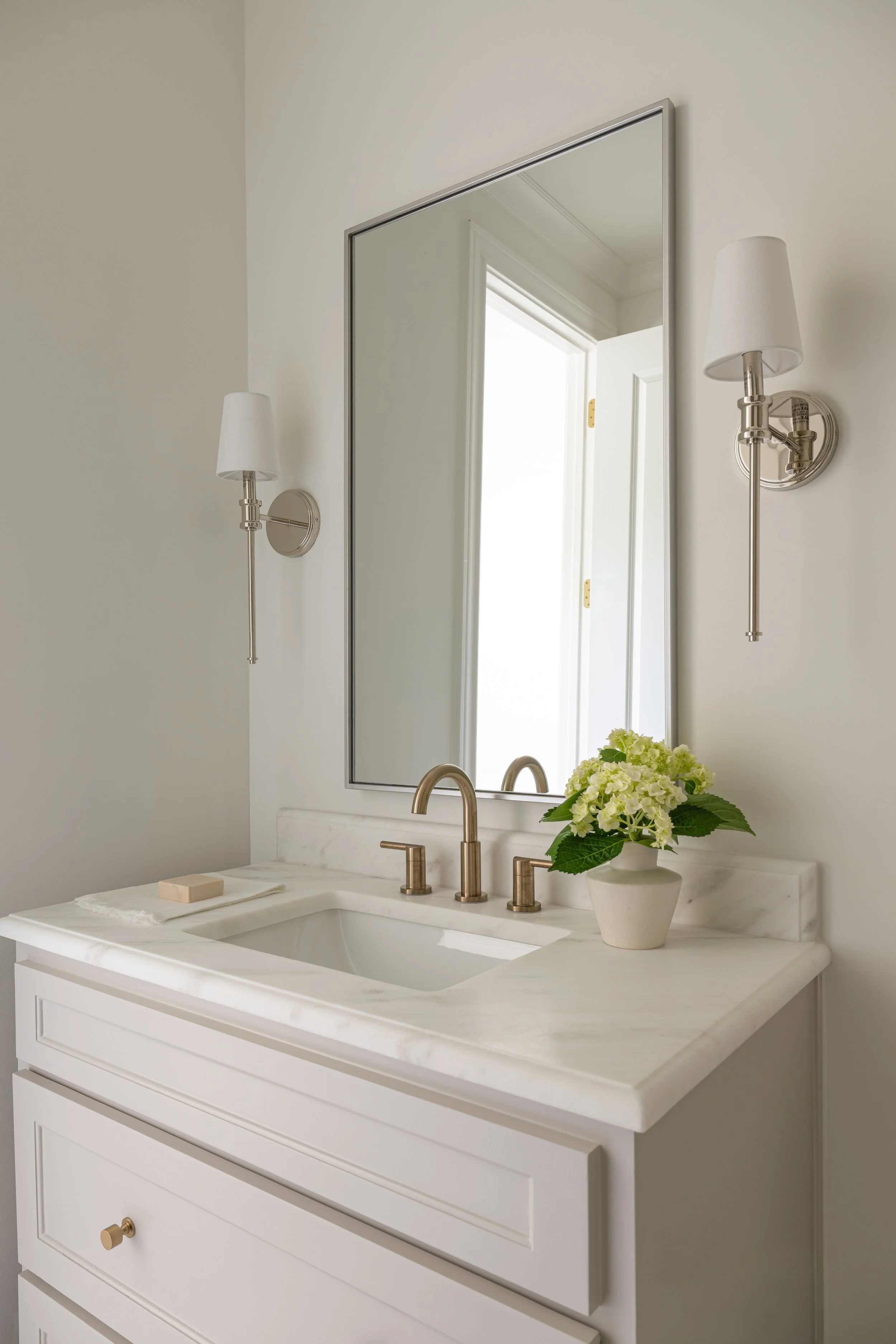 3934-clover-web-jessica-koltun-broker-realtor-interior-designer-selling-dallas-netflix-hgtv52.jpg