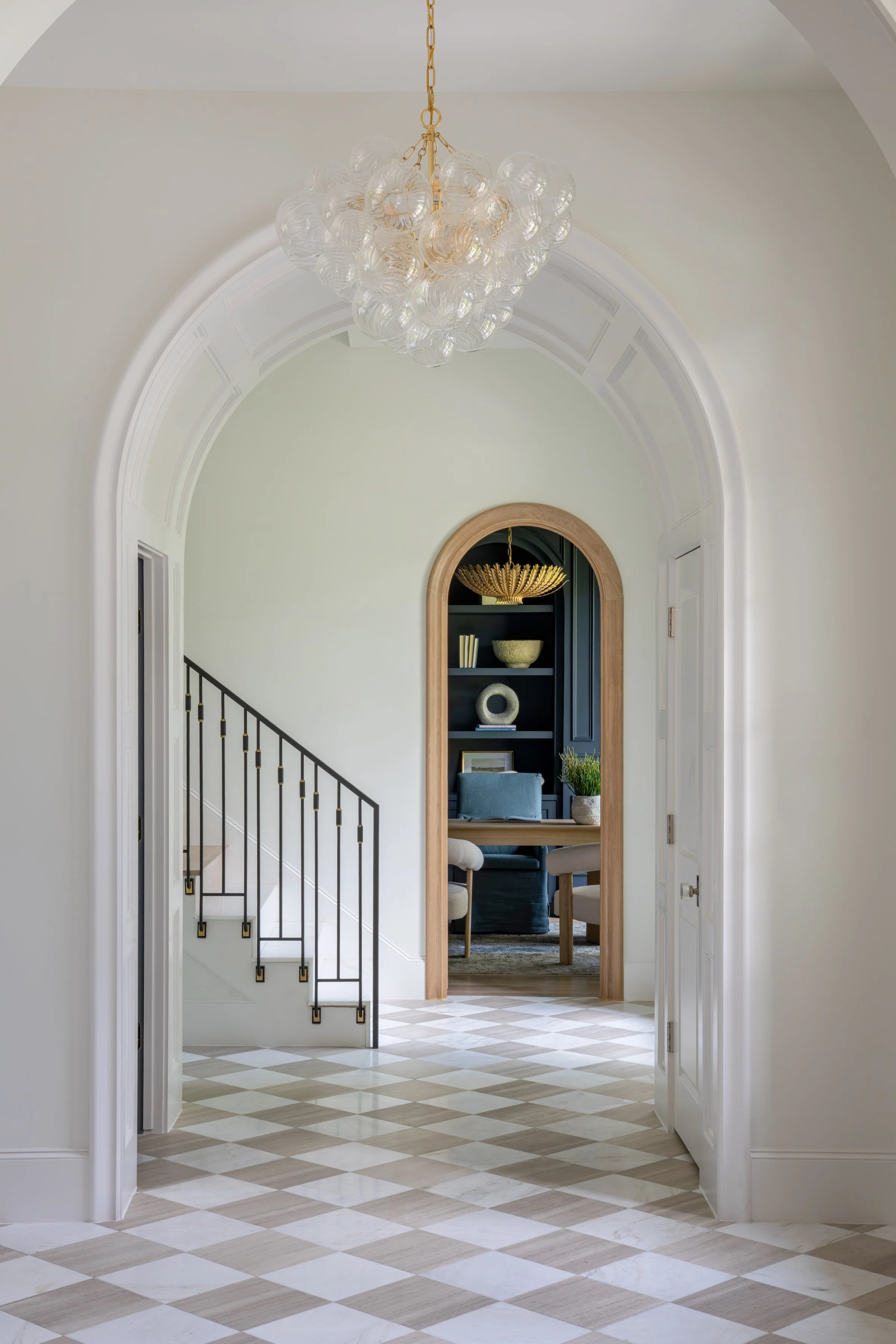 5827-del-roy-costa-christ-jessica-koltun-netflix-hgtv-interior-design-real-estate-developer5.jpg