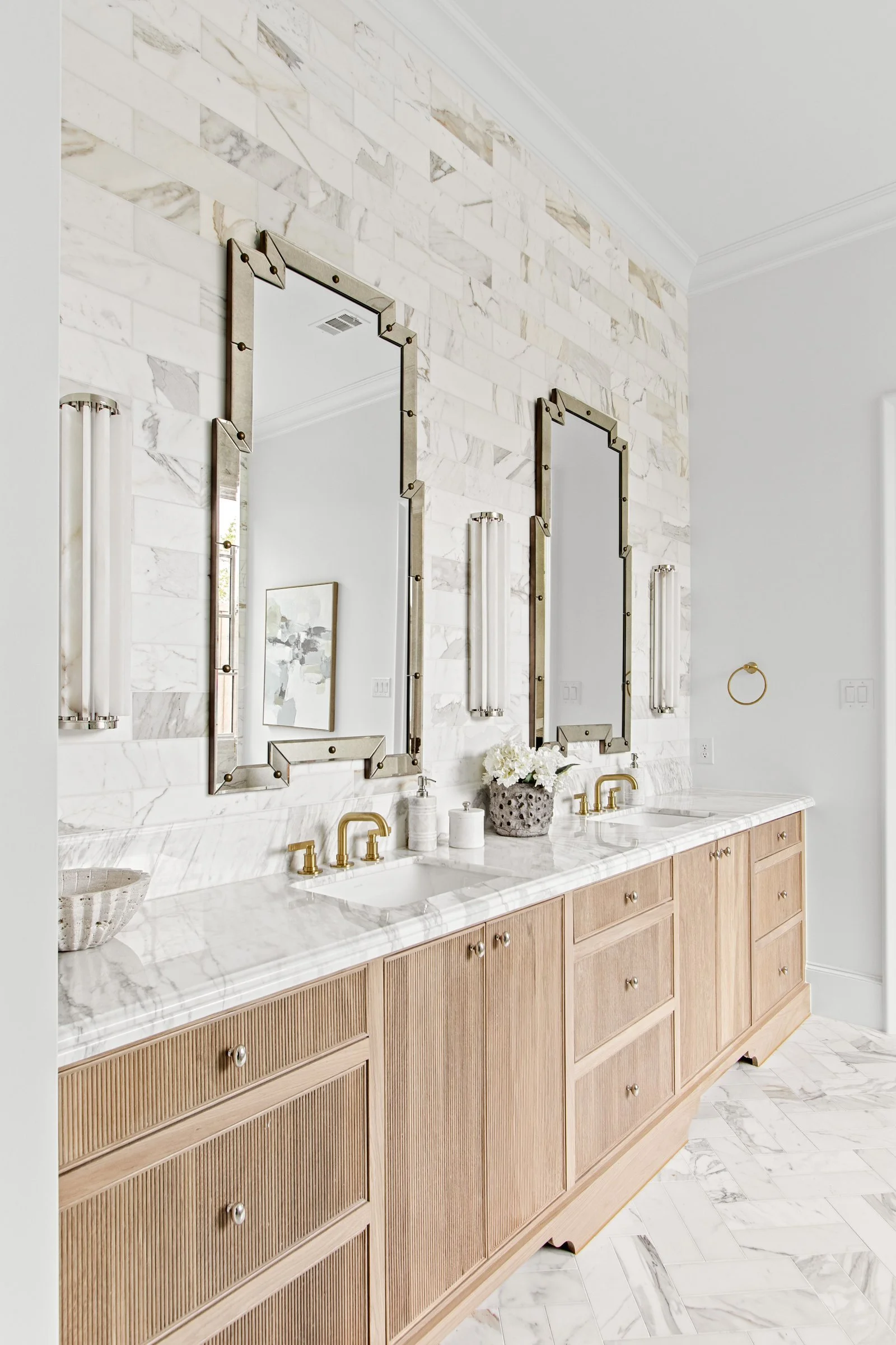 5827-DelRoy-COMPLETION-design-jessica-koltun-selling-dallas-broker-designer-netflix31.jpg
