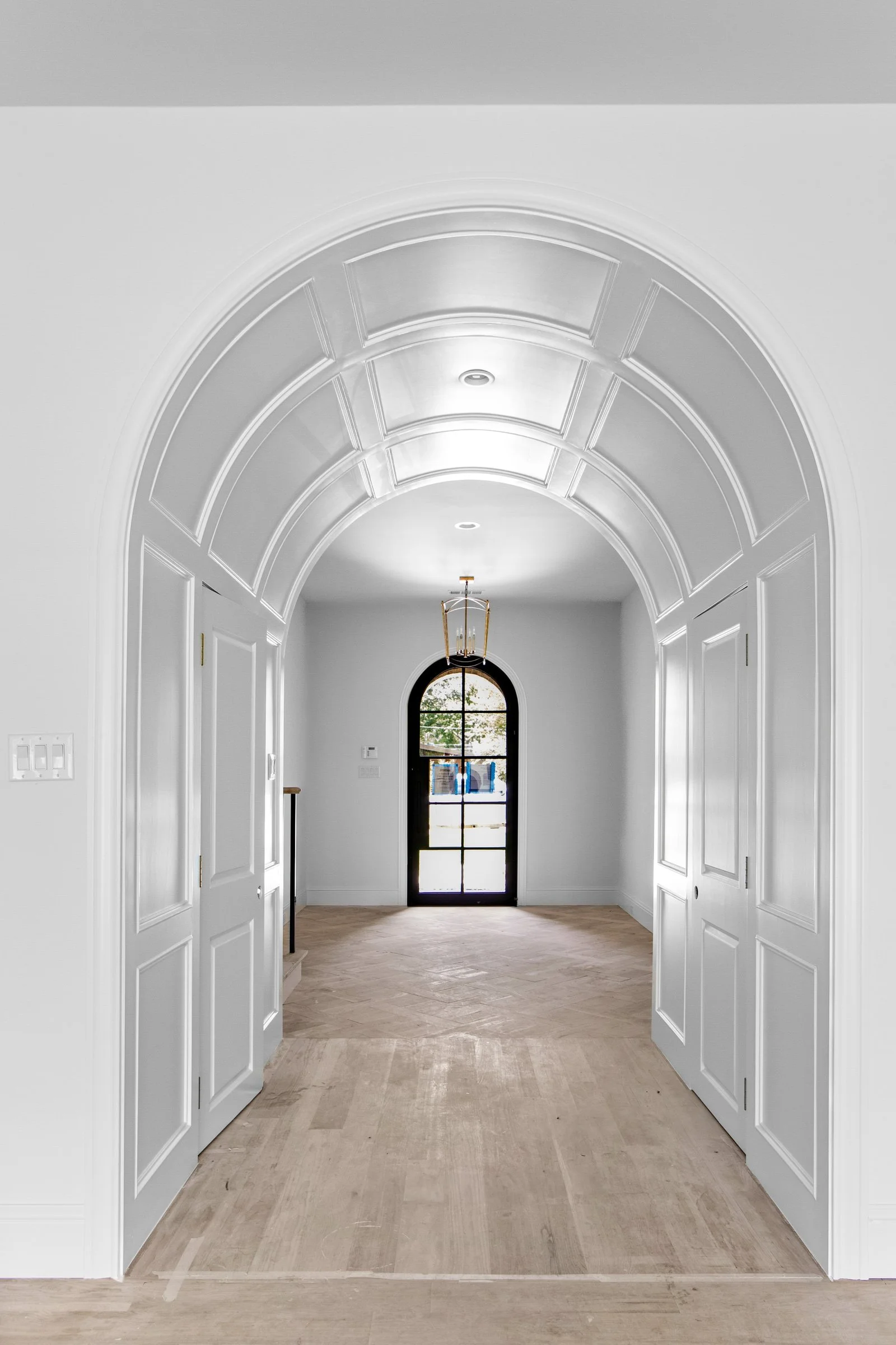 3934-clover-web-jessica-koltun-broker-realtor-interior-designer-selling-dallas-netflix-hgtv2026-06-26 at 4.28.00 PM 2.jpg