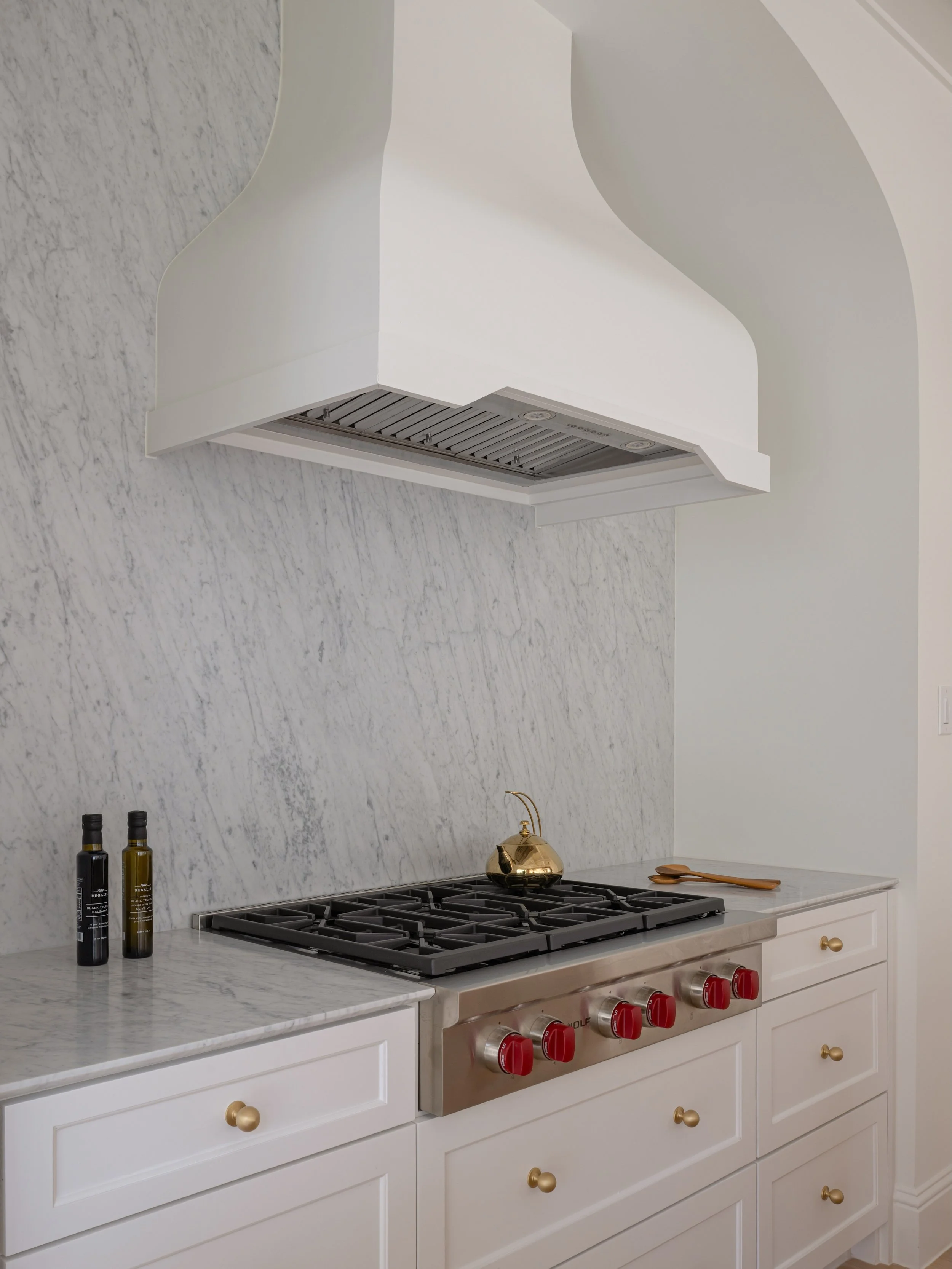 4711-purdue-web-jessica-koltun-netflix-hgtv-interior-design-real-estate-developer4.jpg