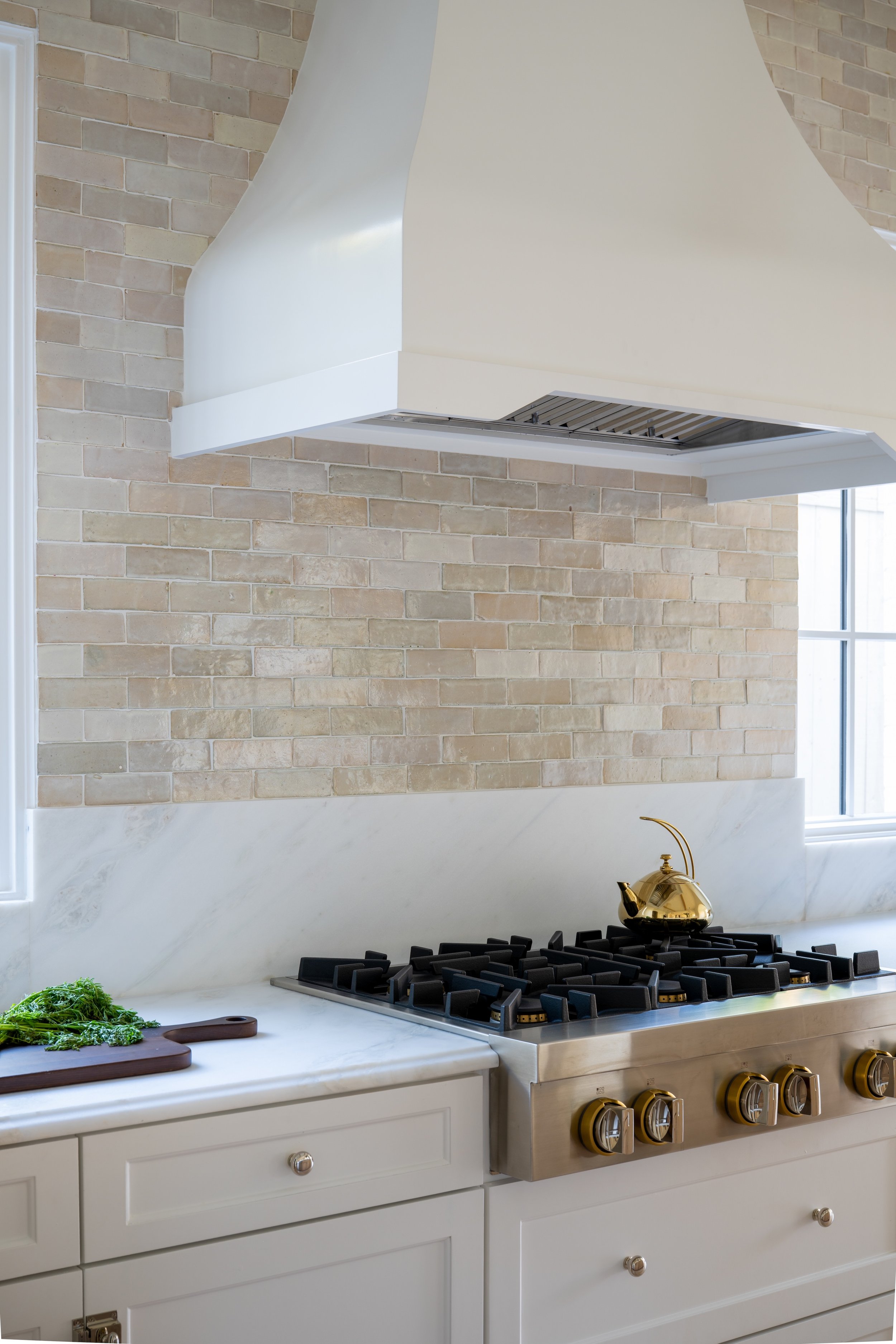 4150-Lively-Web-design-jessica-koltun-selling-dallas-broker-designer-netflix15.jpg