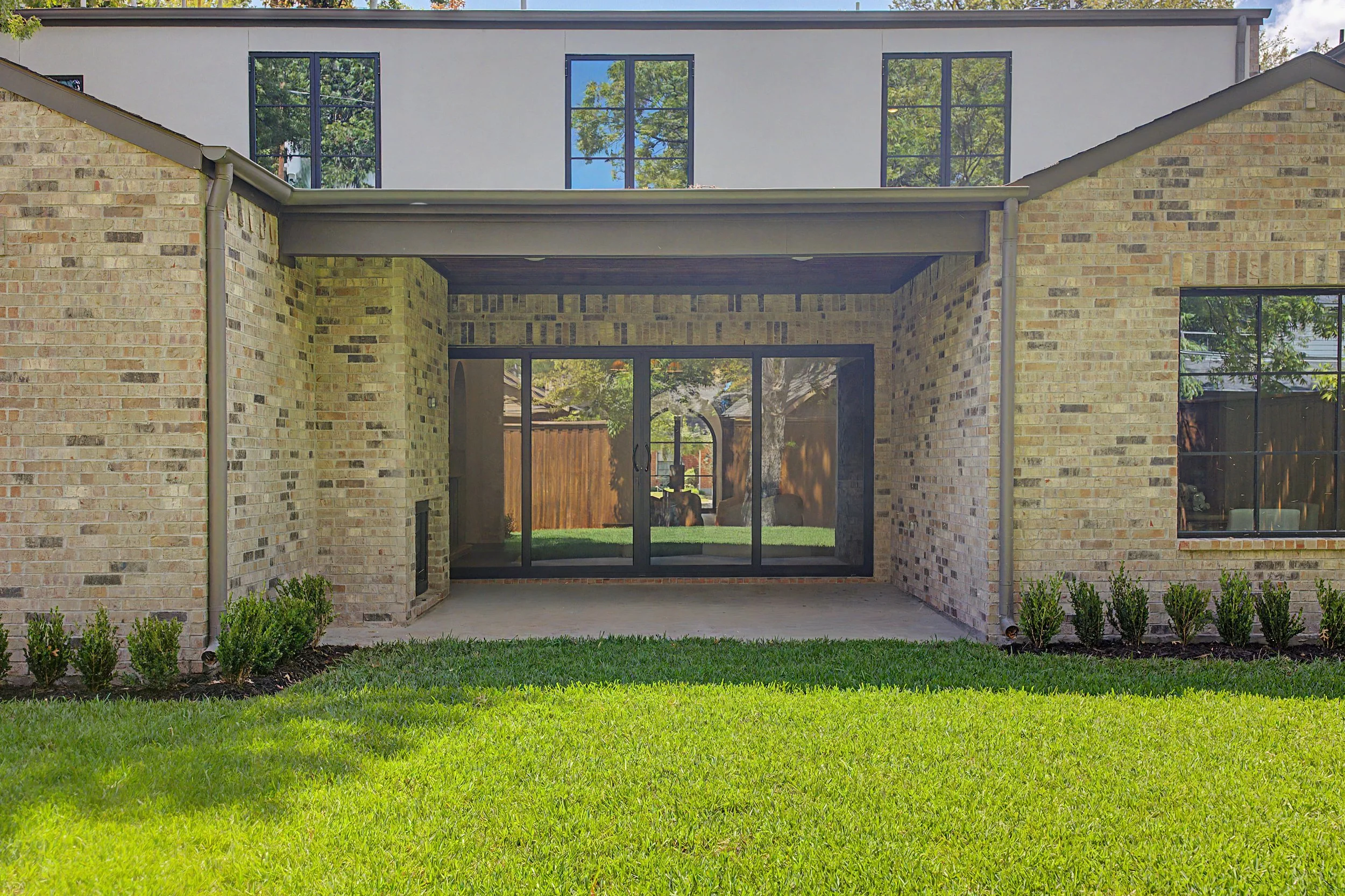 3767-Park-Print-jessica-koltun-broker-realtor-interior-designer-selling-dallas-netflix-hgtv13.jpg
