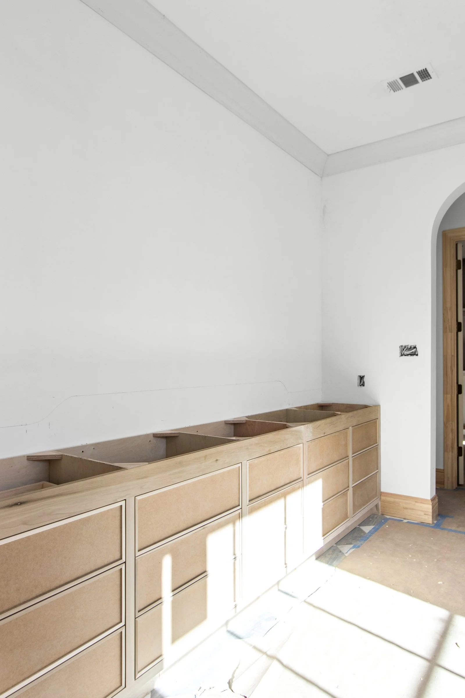 3934-Clover-CABINETS-design-jessica-koltun-selling-dallas-broker-designer-netflix10.jpg