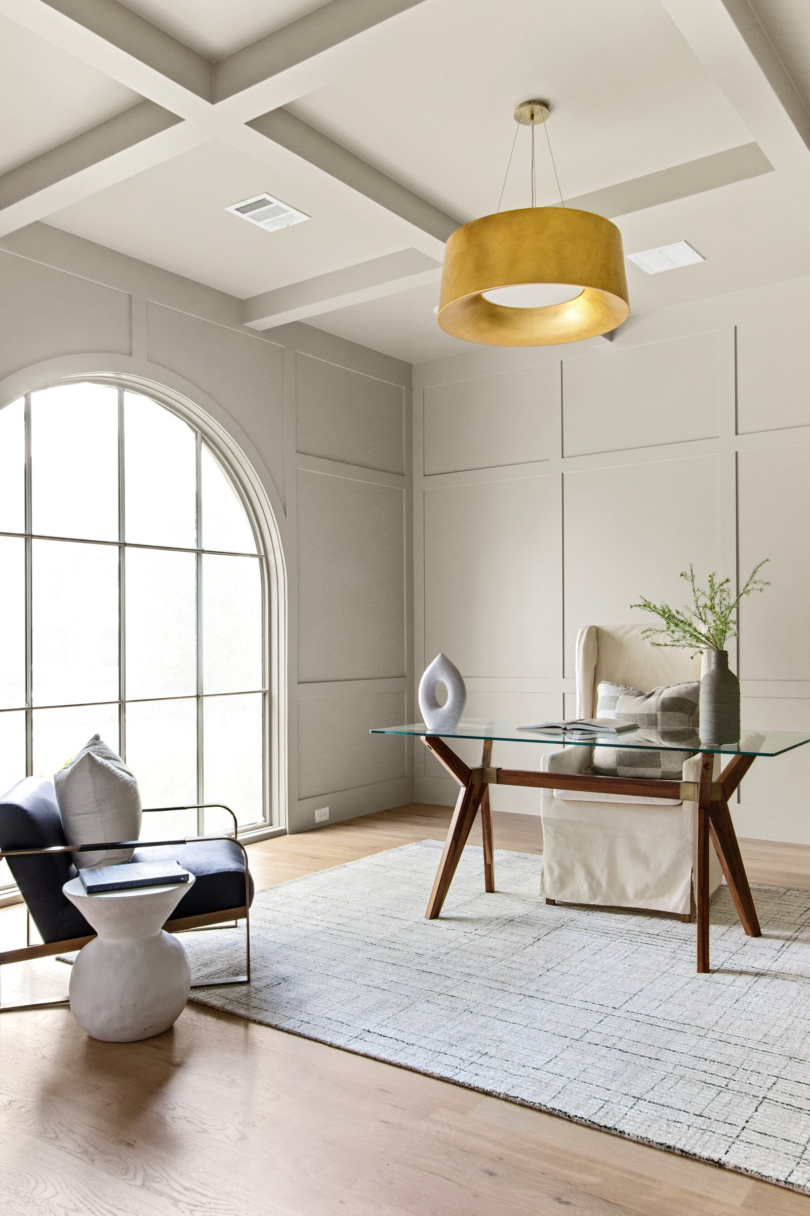 inverness-6927-web-jessica-koltun-selling-dallas-broker-designer-netflix6.jpg