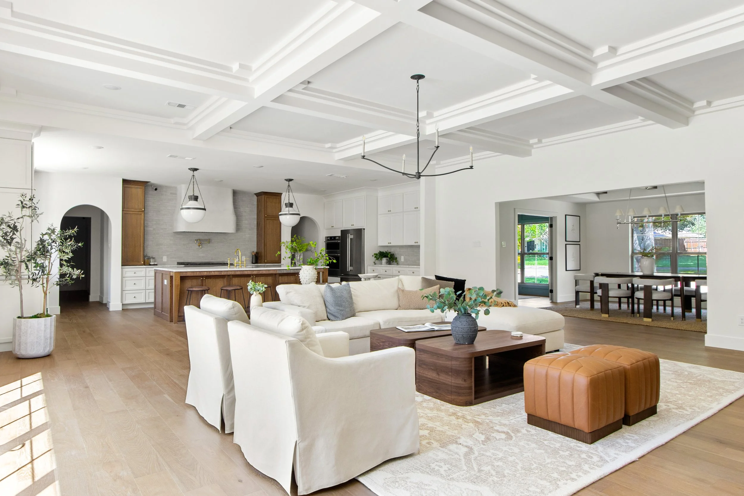 4366-willow-print-jessica-koltun-broker-realtor-interior-designer-selling-dallas-netflix-hgtv11.jpg