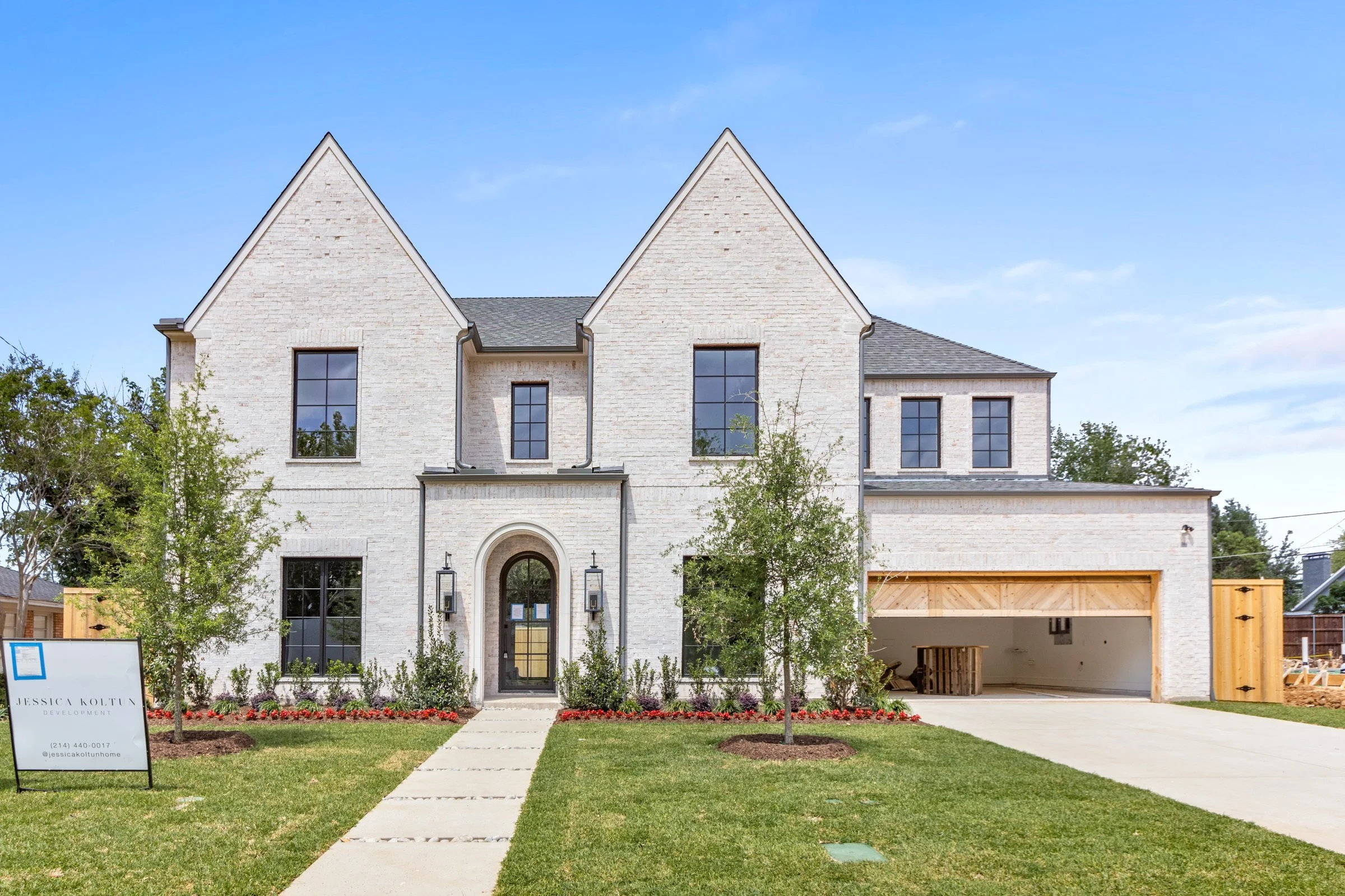 3957-Gaspar-PAINT-design-jessica-koltun-selling-dallas-broker-designer-netflix1.jpg
