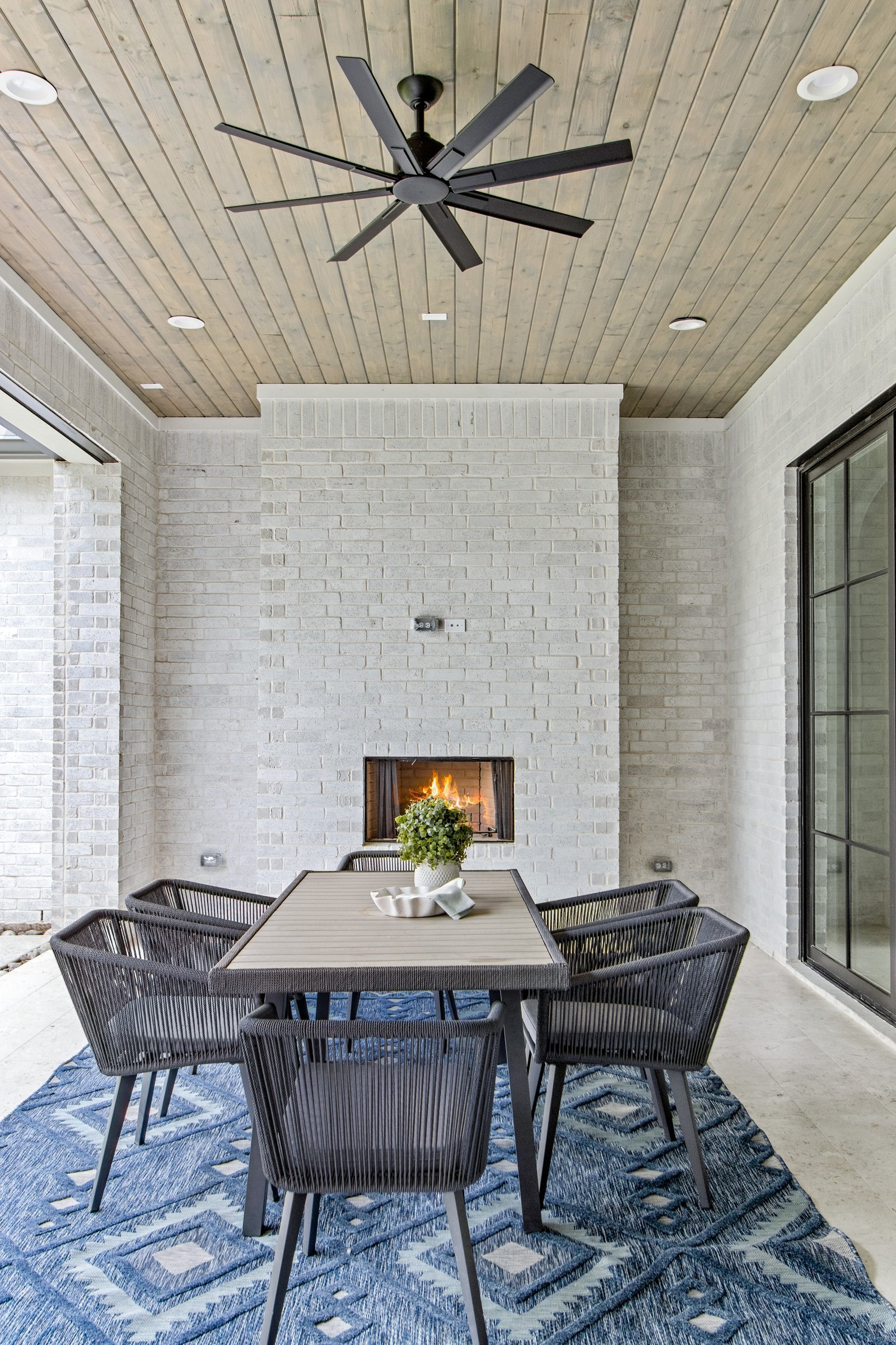 5827-DelRoy-COMPLETION-design-jessica-koltun-selling-dallas-broker-designer-netflix1.jpg