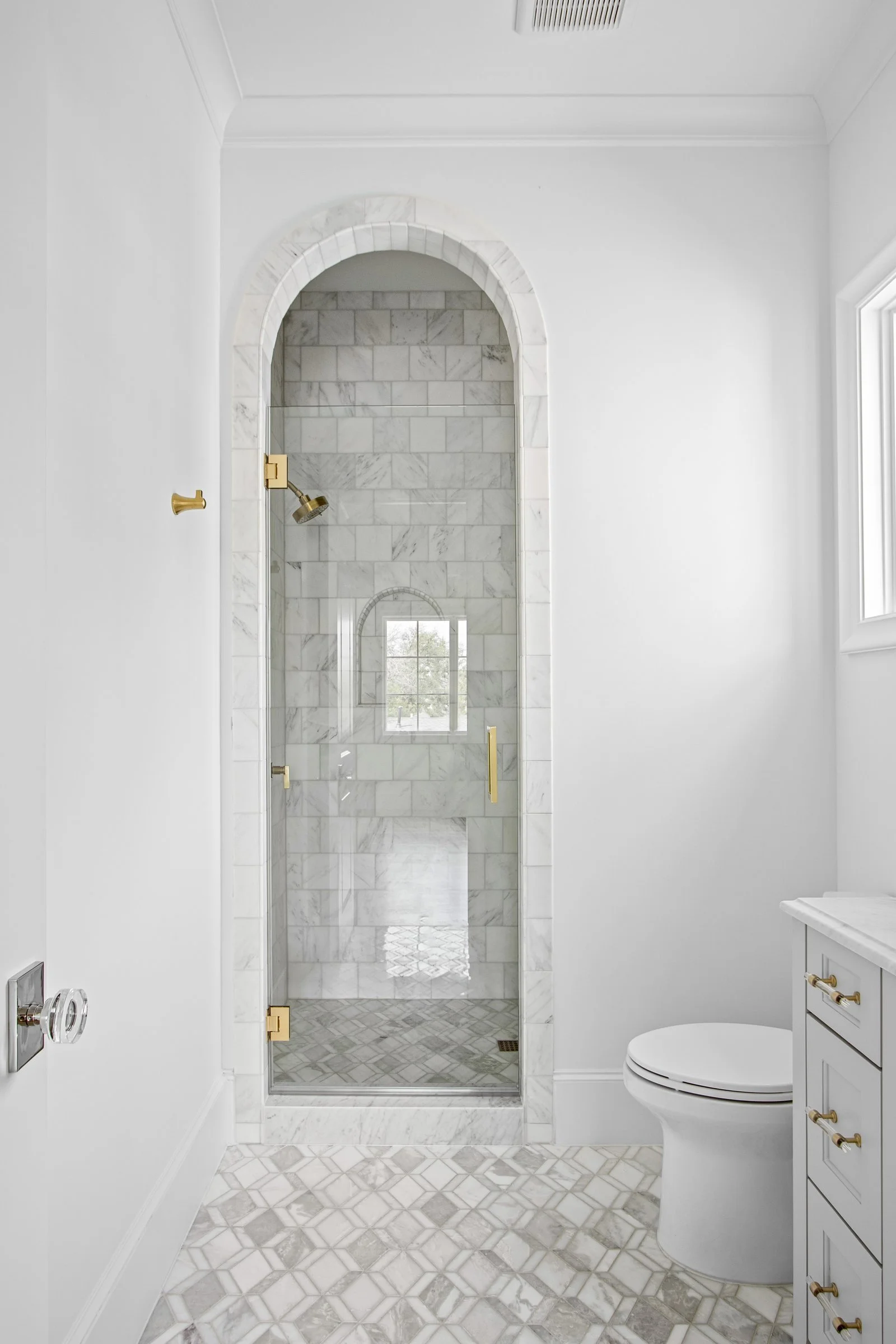 5827-DelRoy-COMPLETION-design-jessica-koltun-selling-dallas-broker-designer-netflix54.jpg