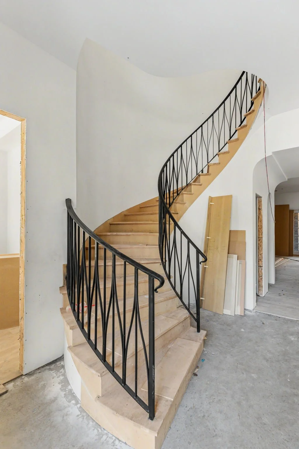 6716-aberdeen-web-jessica-koltun-broker-realtor-interior-designer-selling-dallas-netflix-hgtv2026-09-18 at 3.36.59 PM 3.jpg