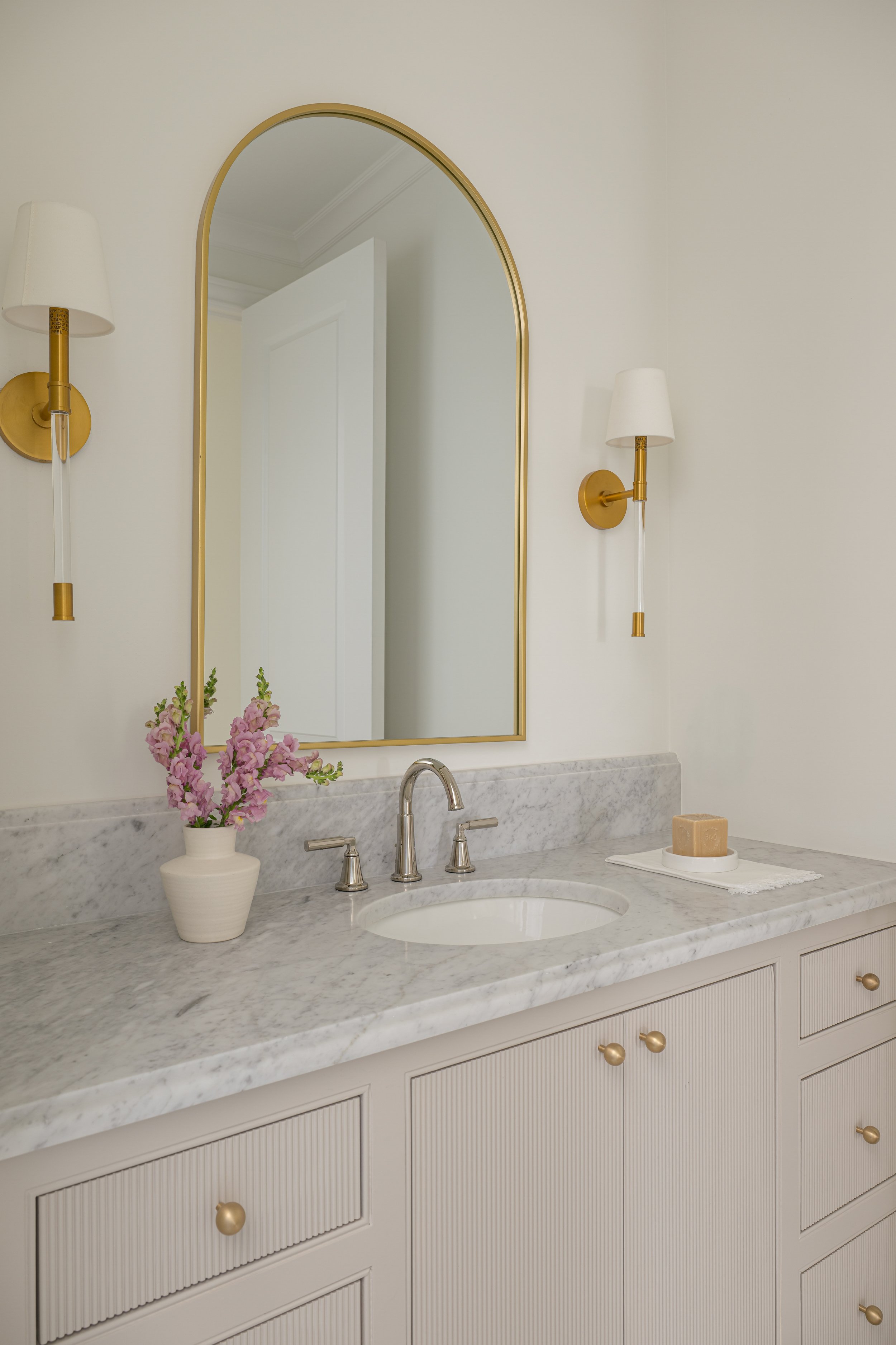 3934-clover-web-jessica-koltun-broker-realtor-interior-designer-selling-dallas-netflix-hgtv43.jpg