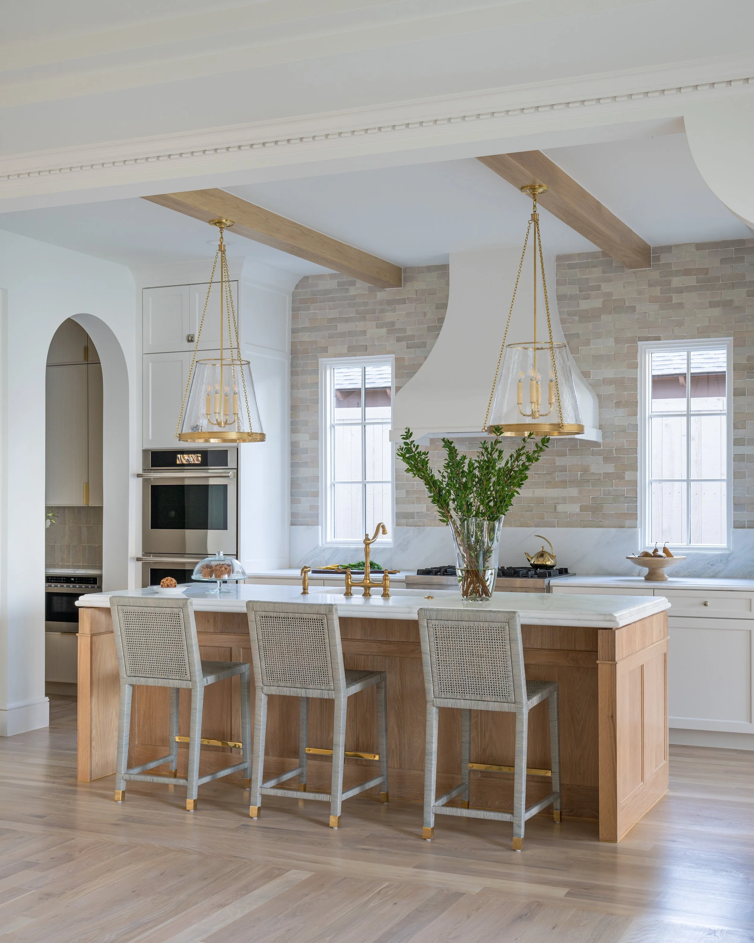 4150-Lively-Web-design-jessica-koltun-selling-dallas-broker-designer-netflix11.jpg