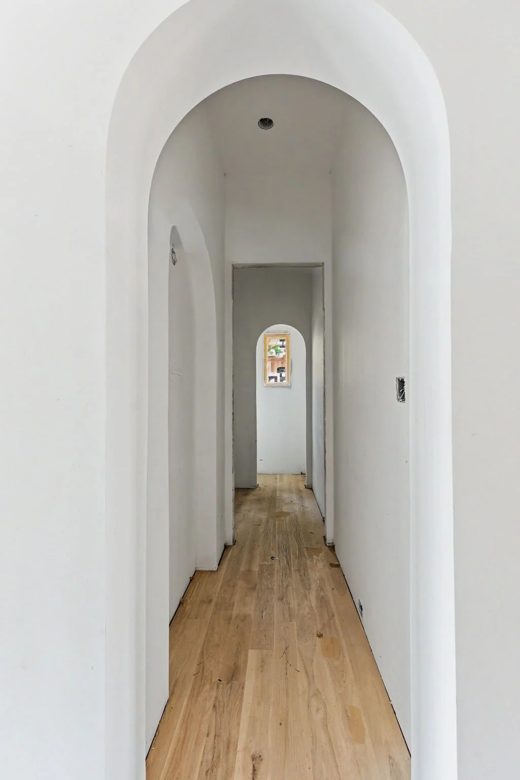 6716-aberdeen-web-jessica-koltun-broker-realtor-interior-designer-selling-dallas-netflix-hgtv2026-09-18 at 3.36.59 PM 10.jpg