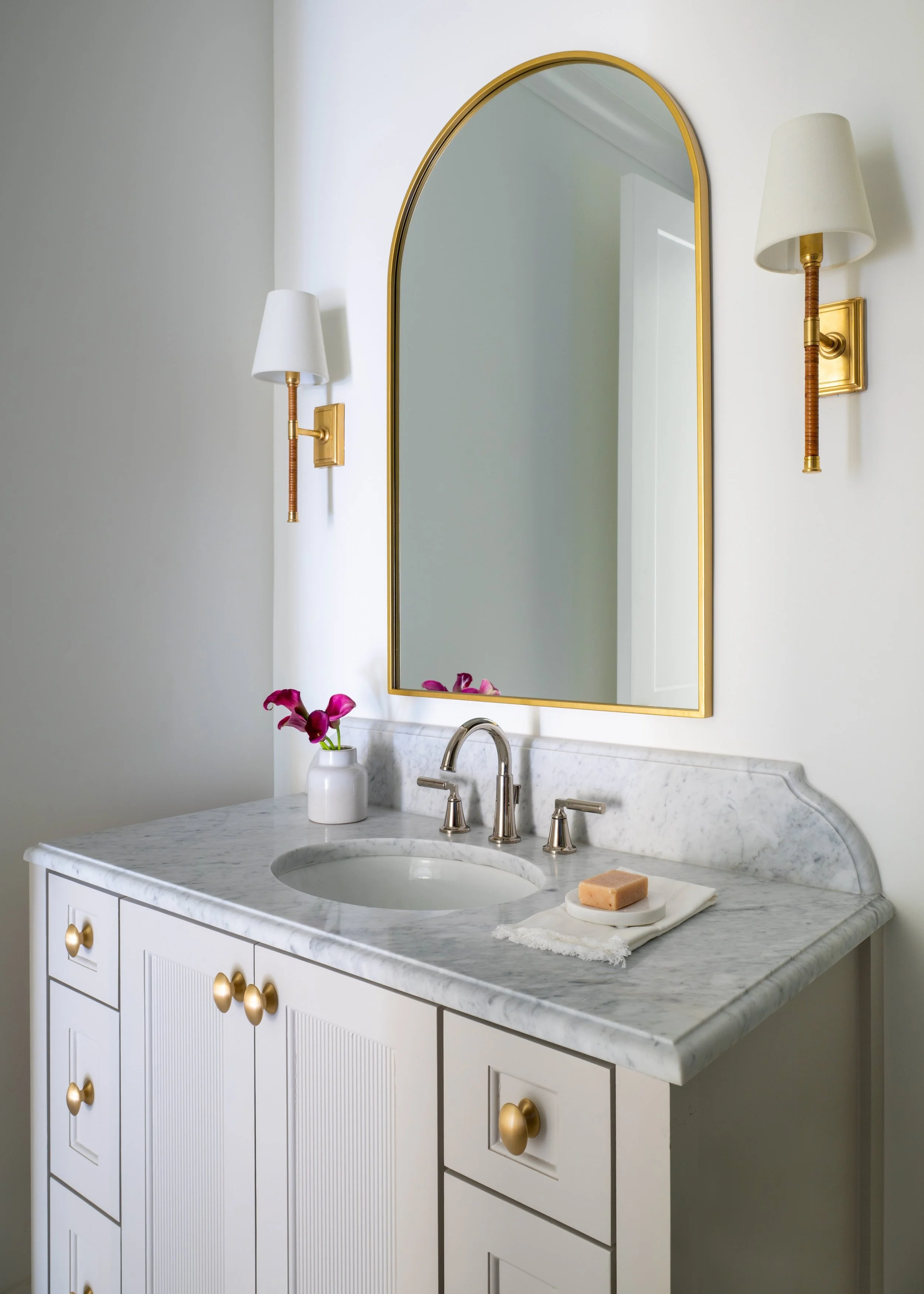4150-Lively-Web-design-jessica-koltun-selling-dallas-broker-designer-netflix40.jpg