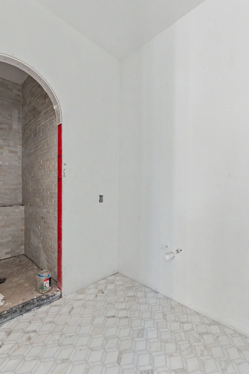 6716-aberdeen-web-jessica-koltun-broker-realtor-interior-designer-selling-dallas-netflix-hgtv2026-09-18 at 3.37.00 PM 29.jpg