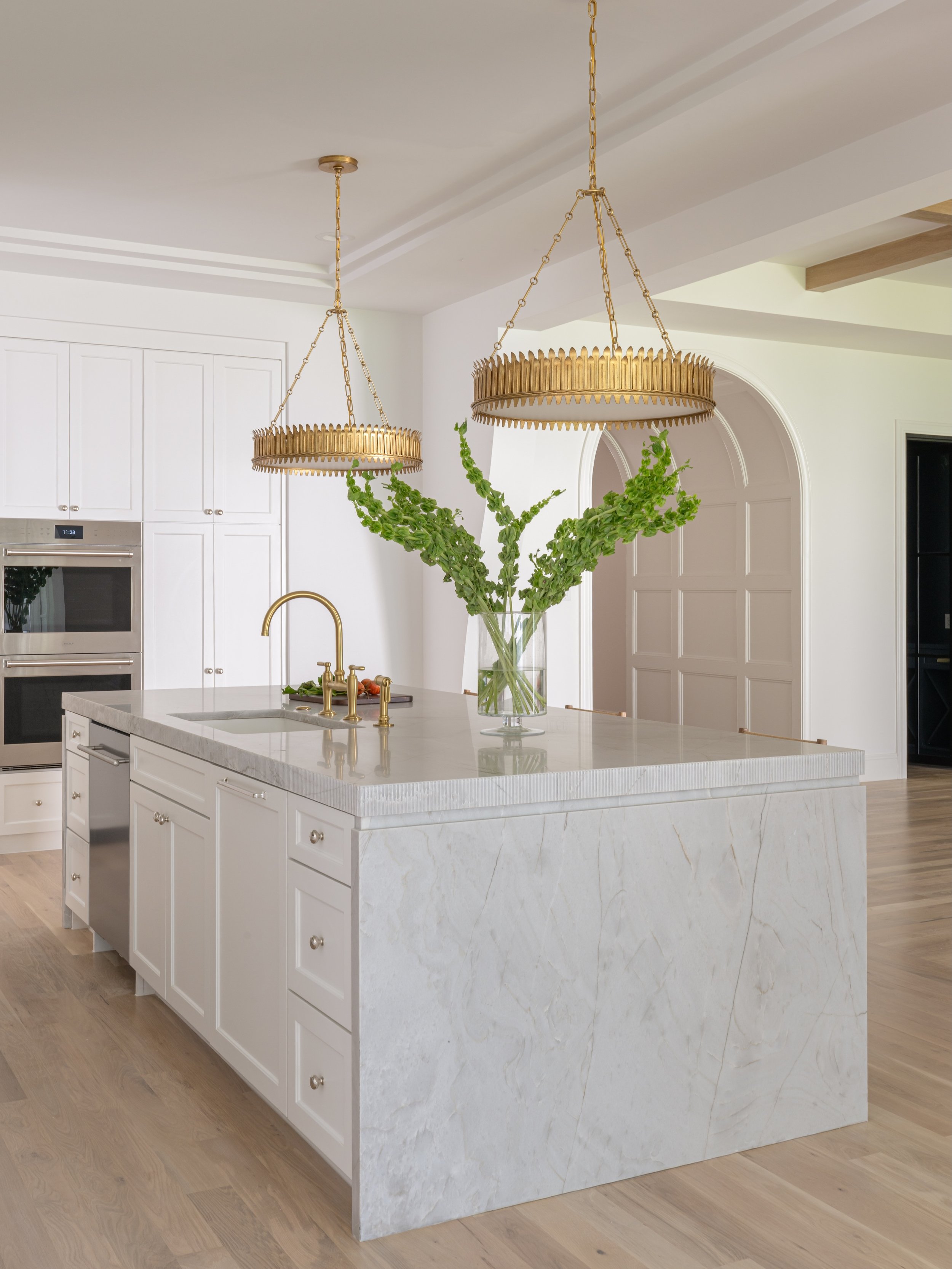 4017-lomita-web-costa-christ-design-jessica-koltun-selling-dallas-broker-designer-netflix11.jpg