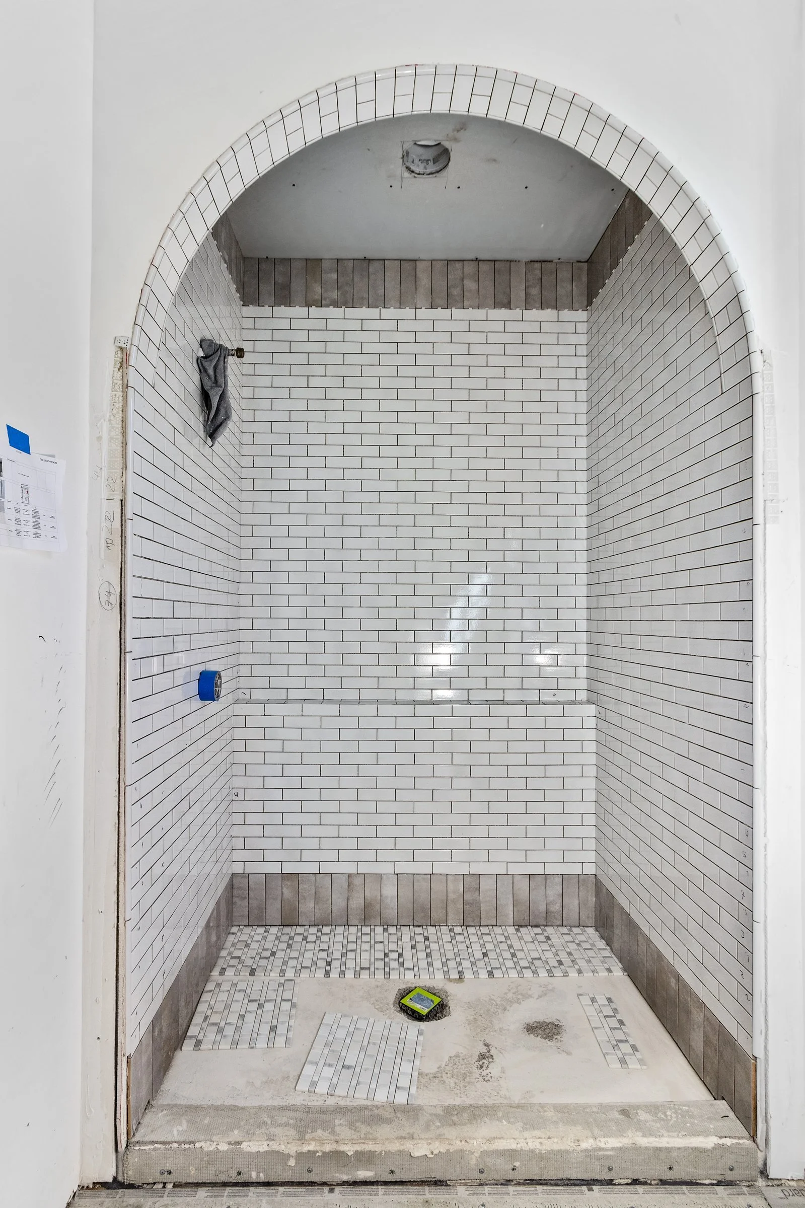 3934-Clover-TILE-design-jessica-koltun-selling-dallas-broker-designer-netflix11.jpg