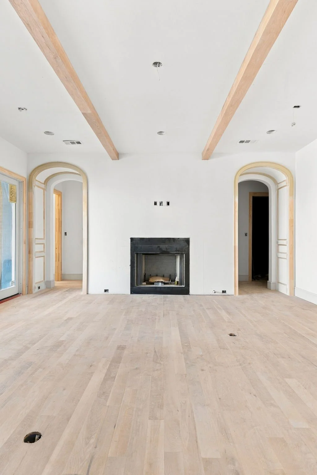 3963-Gaspar-web-design-jessica-koltun-selling-dallas-broker-designer-netflix13.jpg