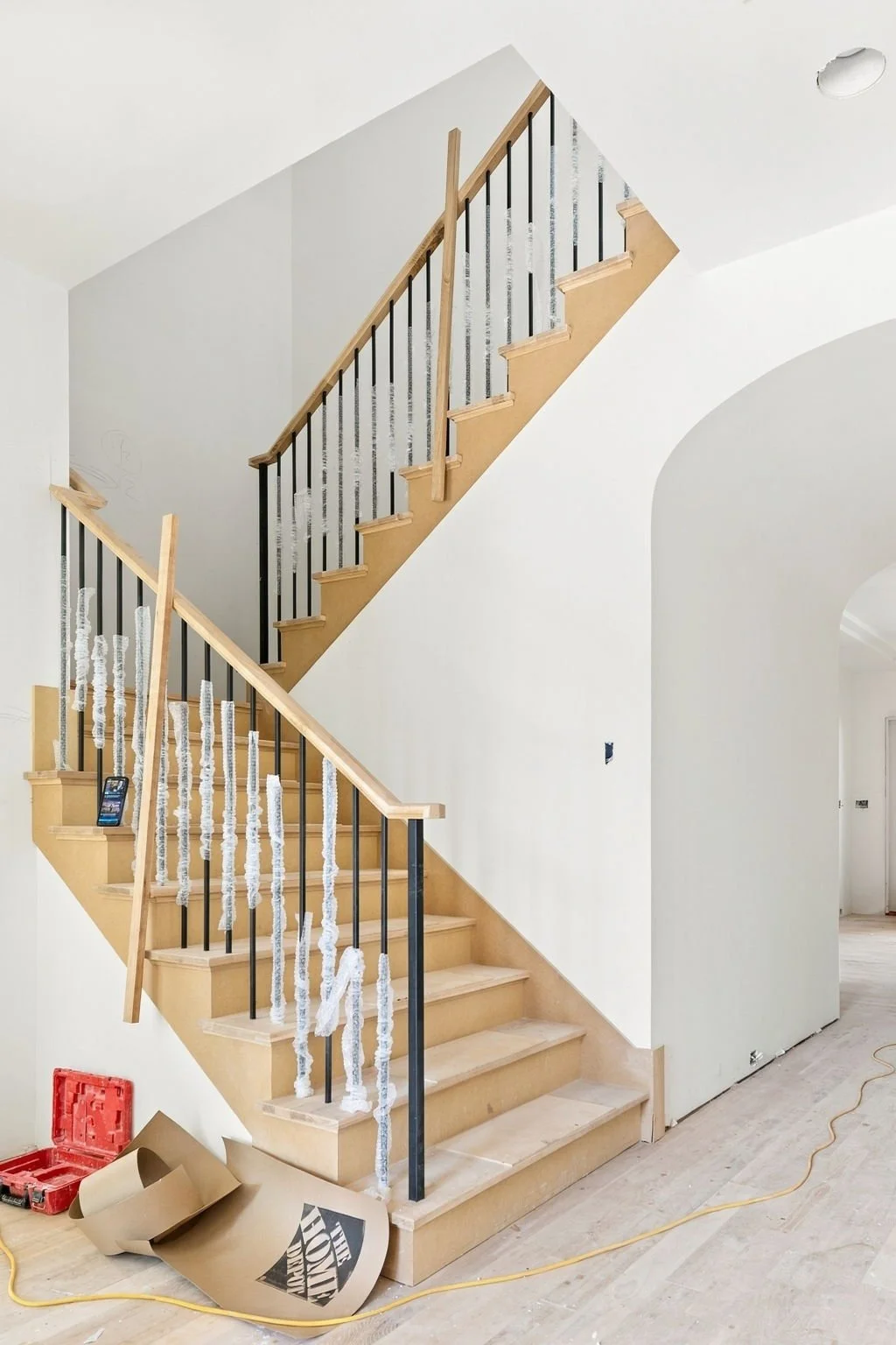 9841-Lakemont-web-design-jessica-koltun-selling-dallas-broker-designer-netflix5.jpg